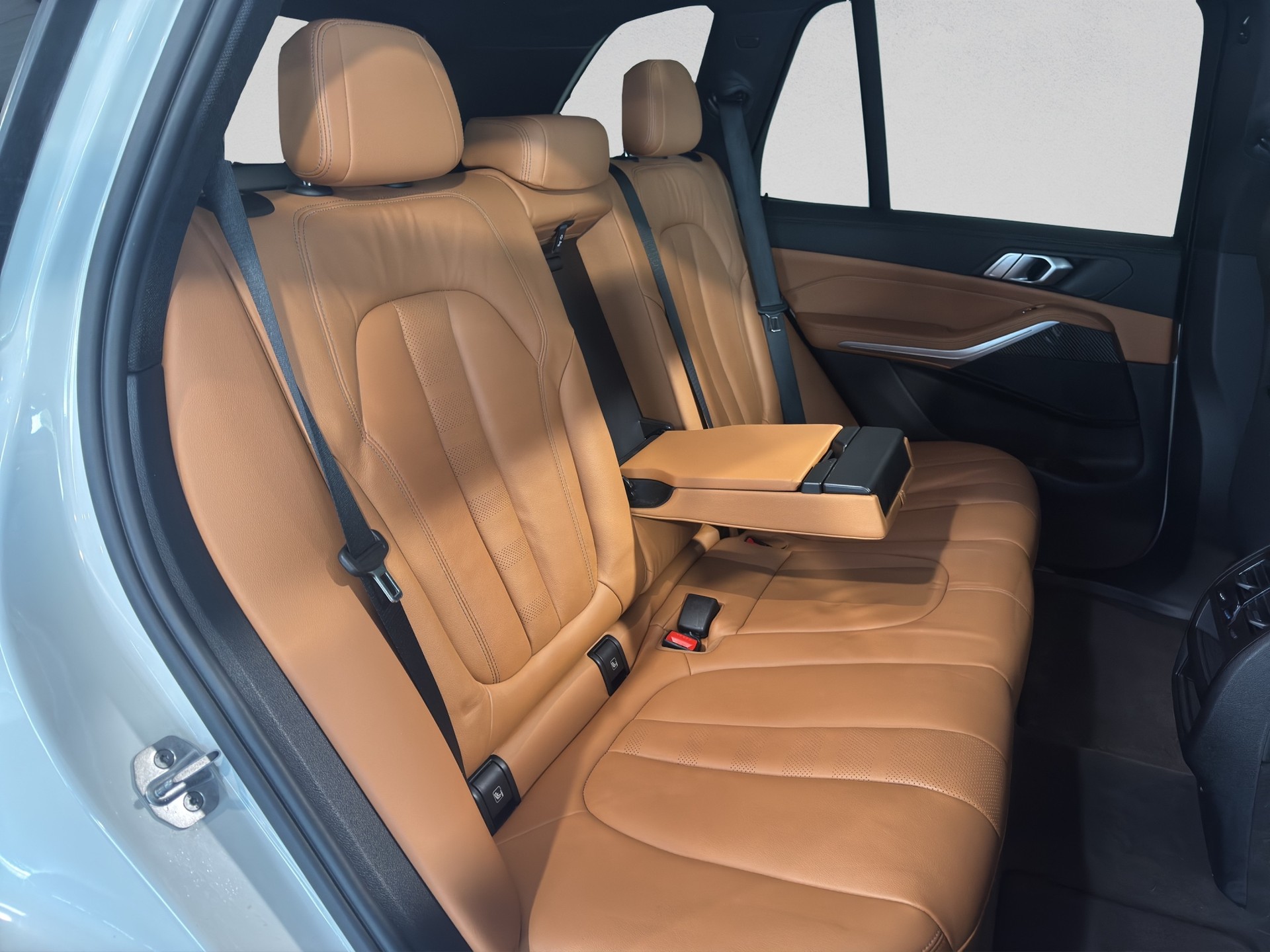 BMW X5 xDrive 25d M Sport Steptronic-image-17