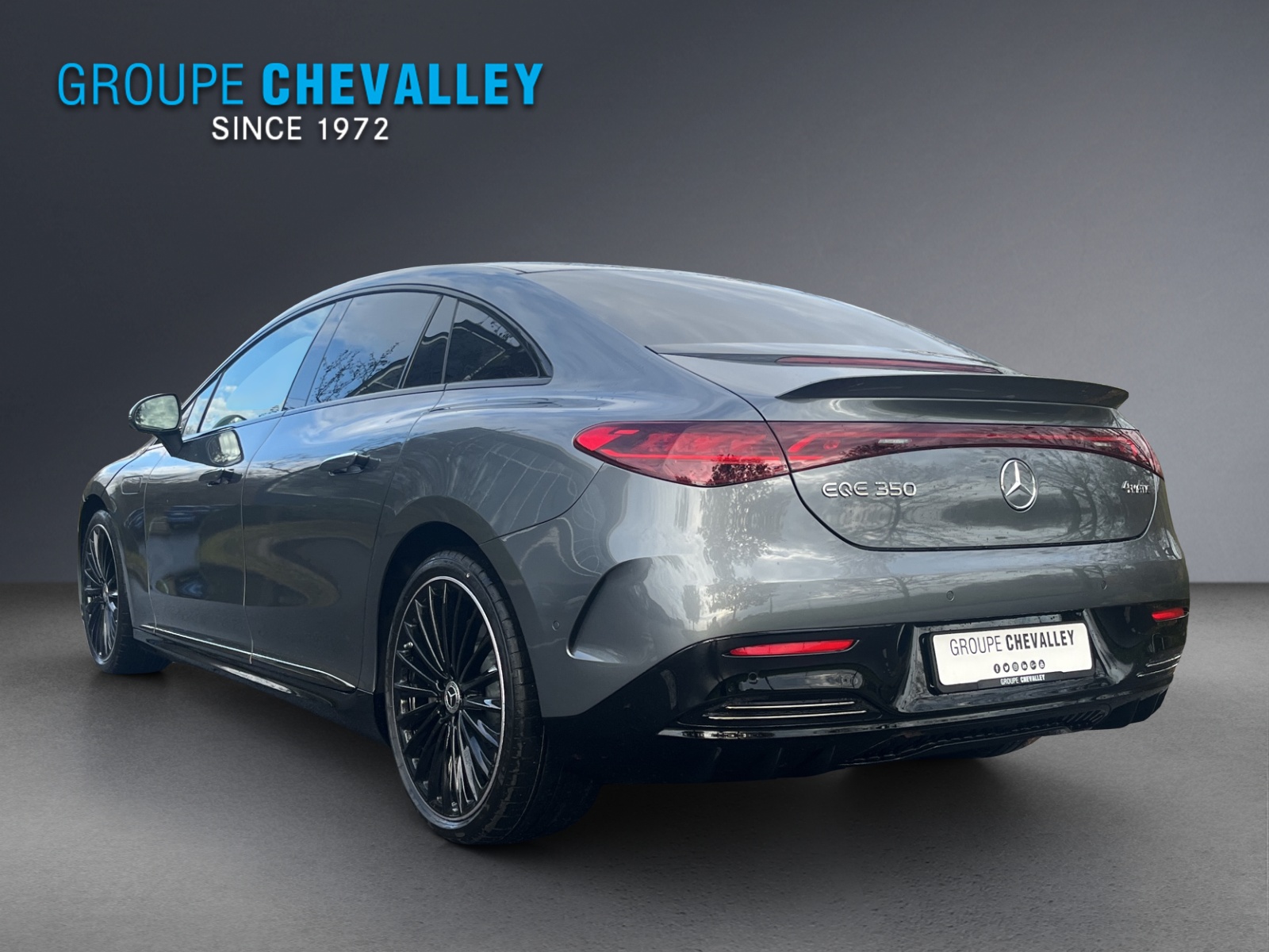 MERCEDES-BENZ EQE 350 4MATIC Executive Edition-image-2