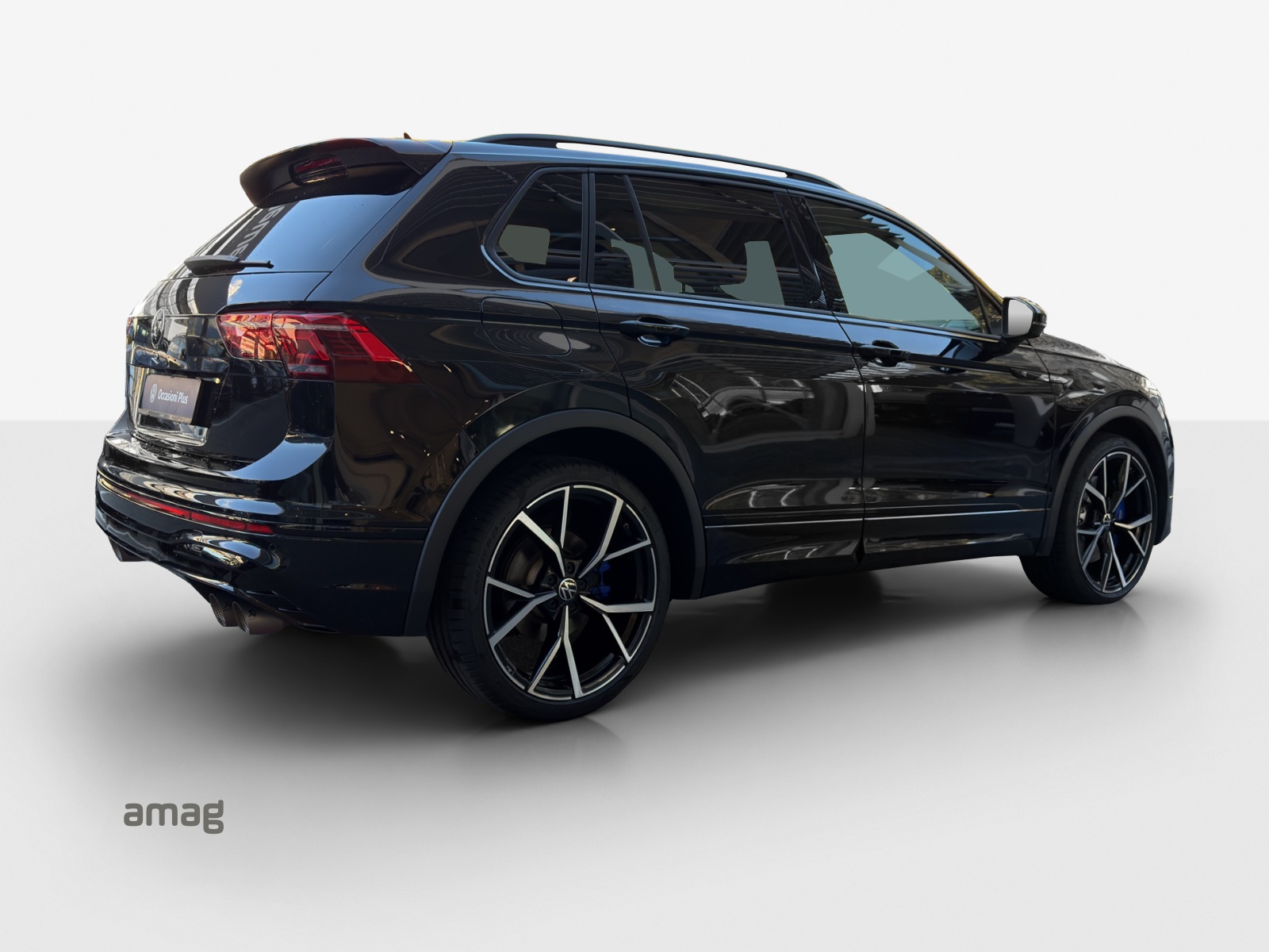 VW Tiguan 2.0TSI R 4Motion DSG-image-4