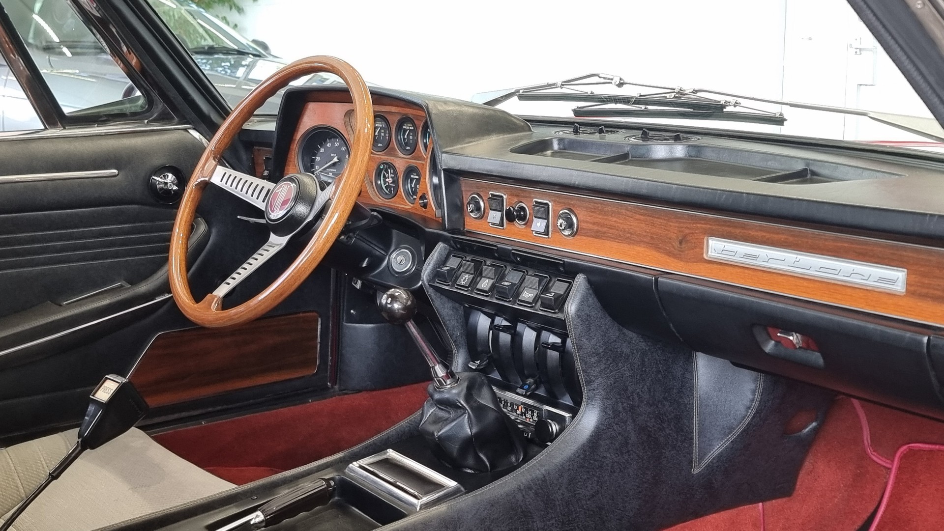 FIAT Dino 2400 Coupé-image-13