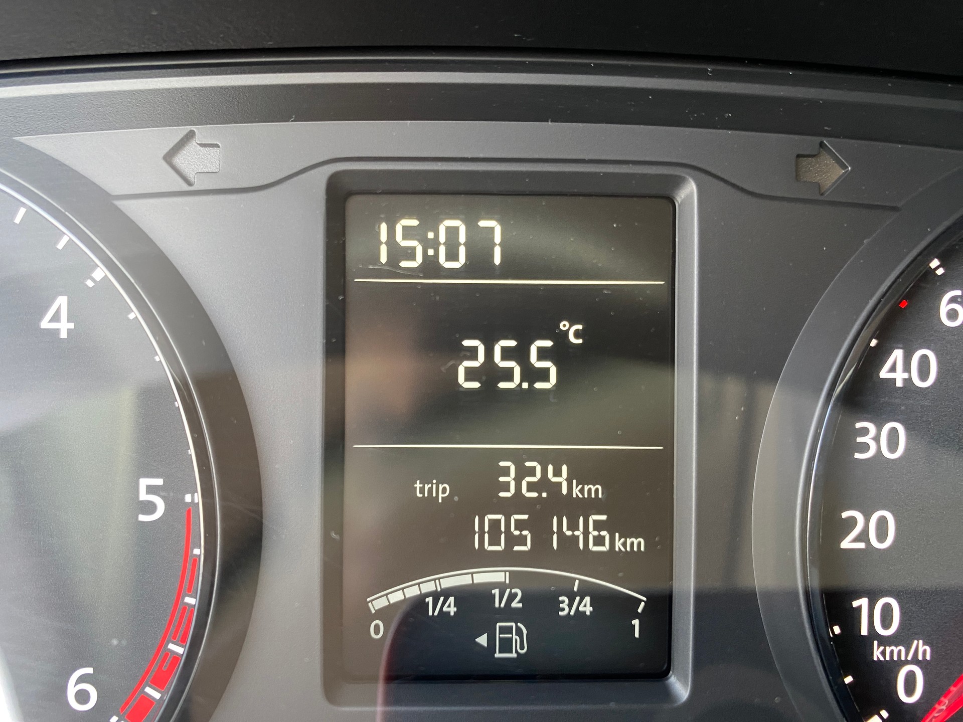 VW T6 Multivan 2.0 TDI Trendline-image-8