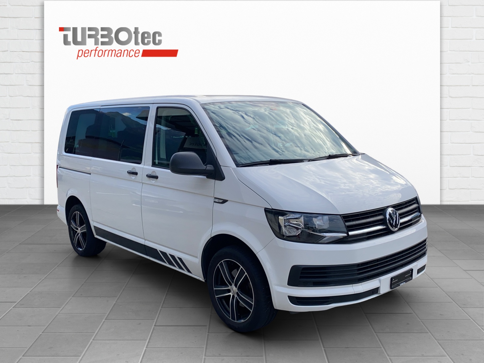 VW T6 Multivan 2.0 TDI Trendline-showroom-element-1