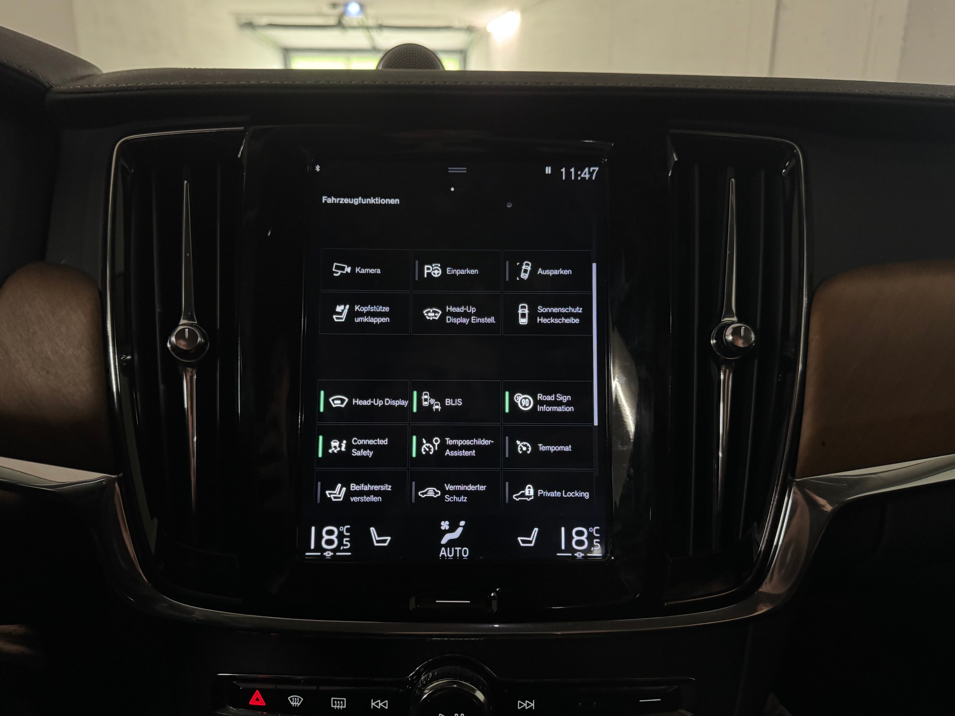 VOLVO S90 D5 AWD Inscription Geartronic Powerpulse-image-14
