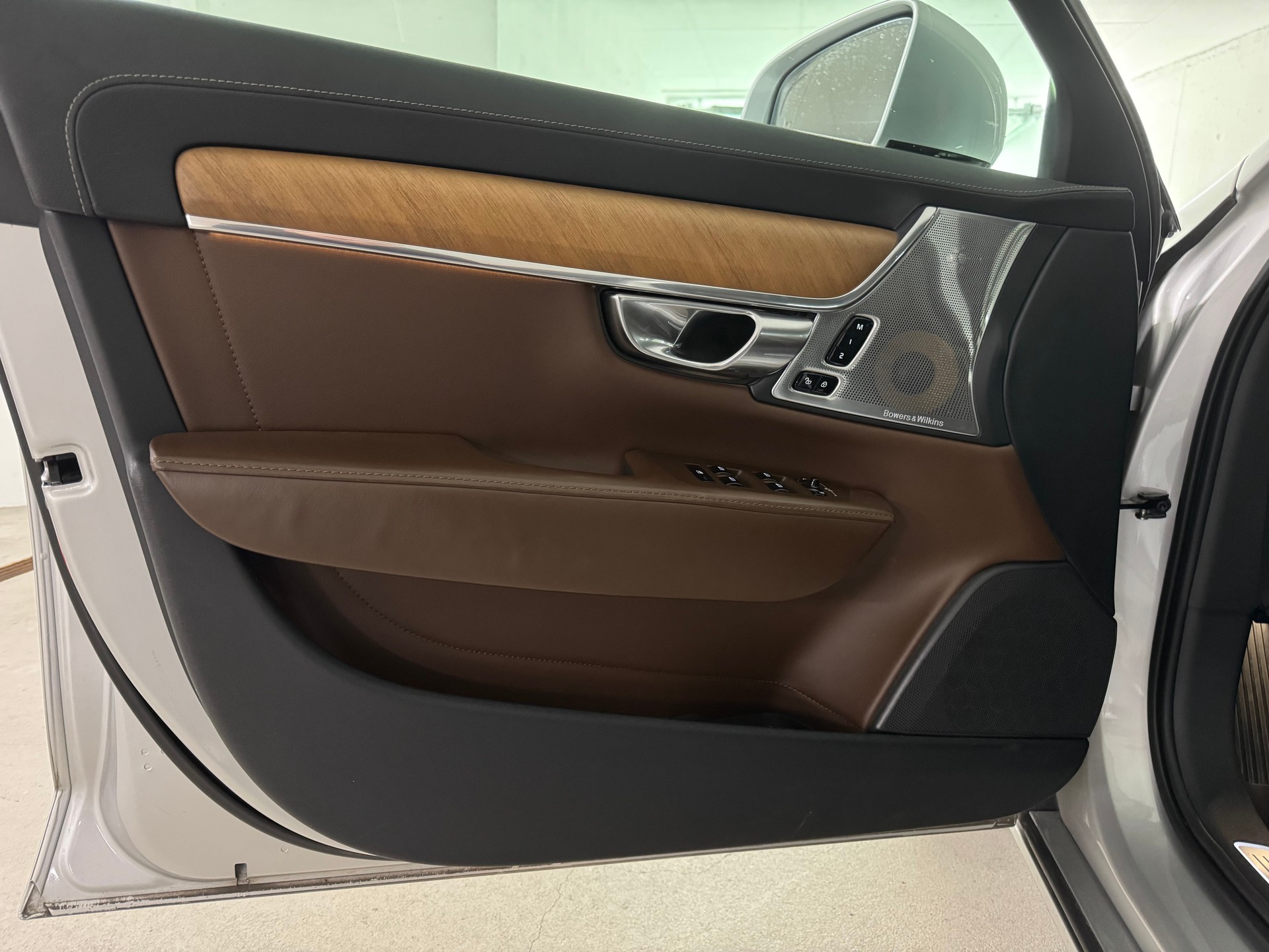 VOLVO S90 D5 AWD Inscription Geartronic Powerpulse-image-11