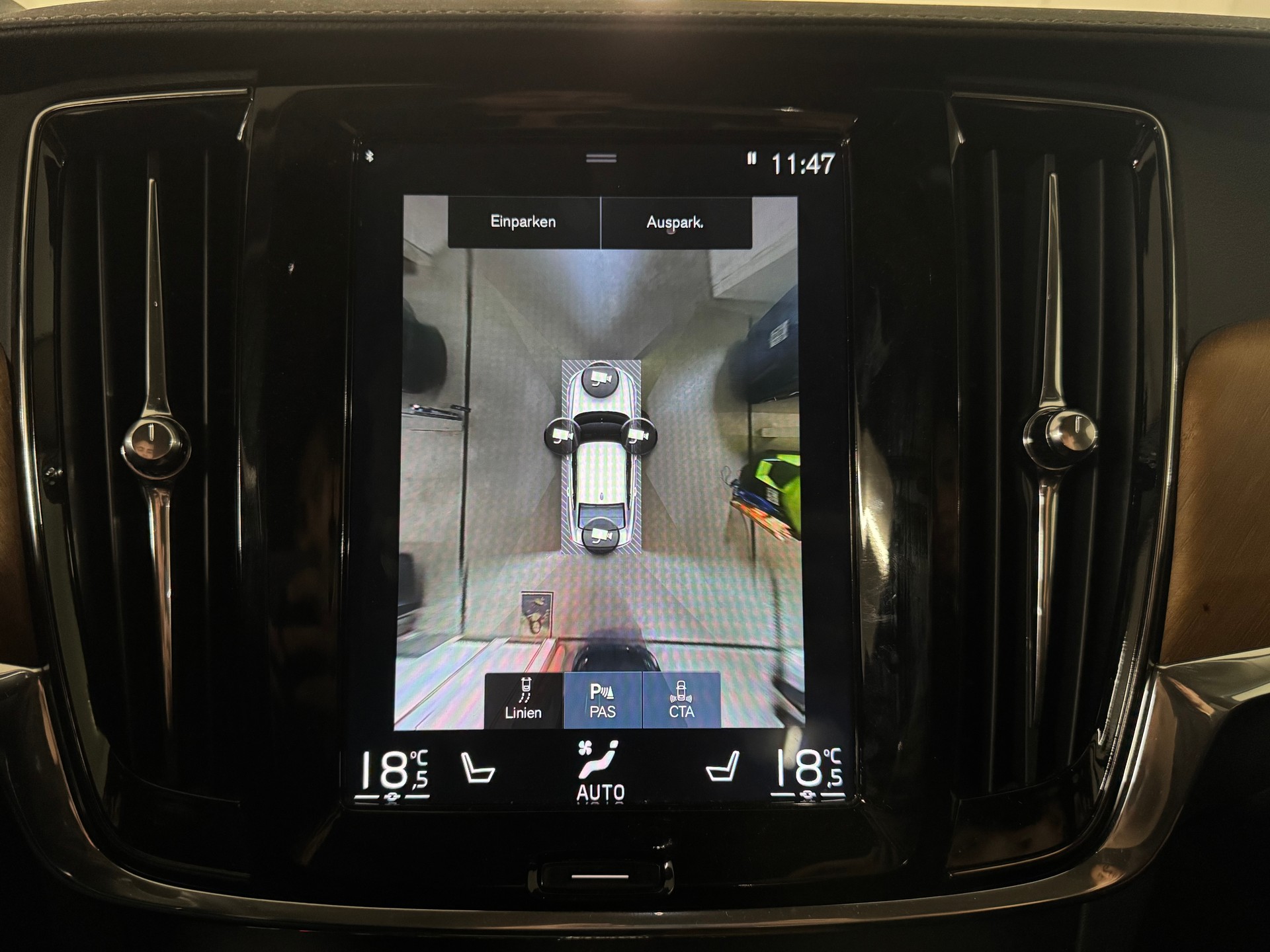 VOLVO S90 D5 AWD Inscription Geartronic Powerpulse-image-15