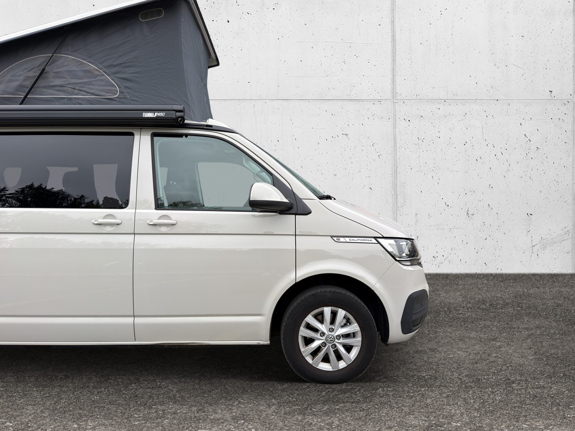 VW T6.1 California 2.0 TDI Beach DSG-image-9