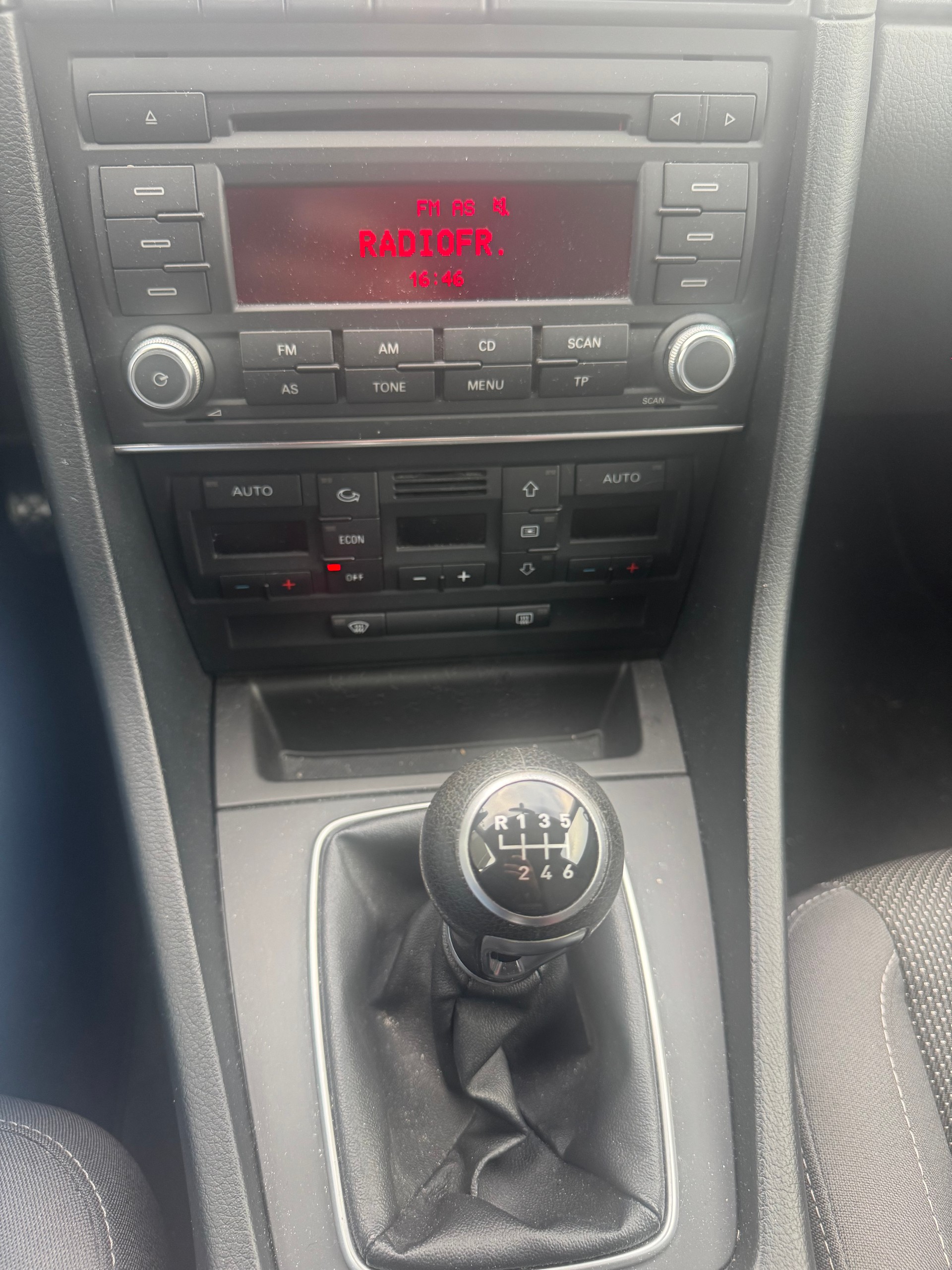 SEAT Exeo ST 2.0 TDI Style-image-5