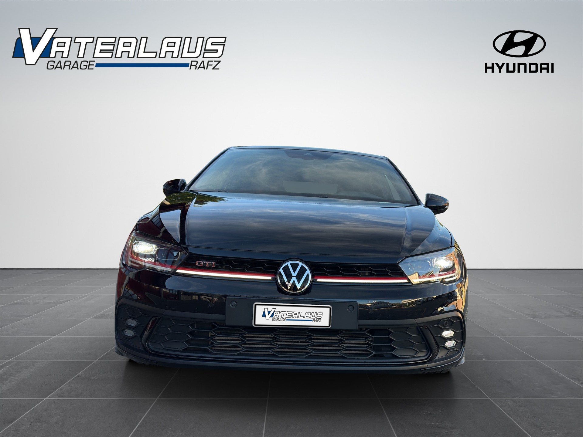 VW Polo 2.0 TSI GTI DSG-showroom-element-1