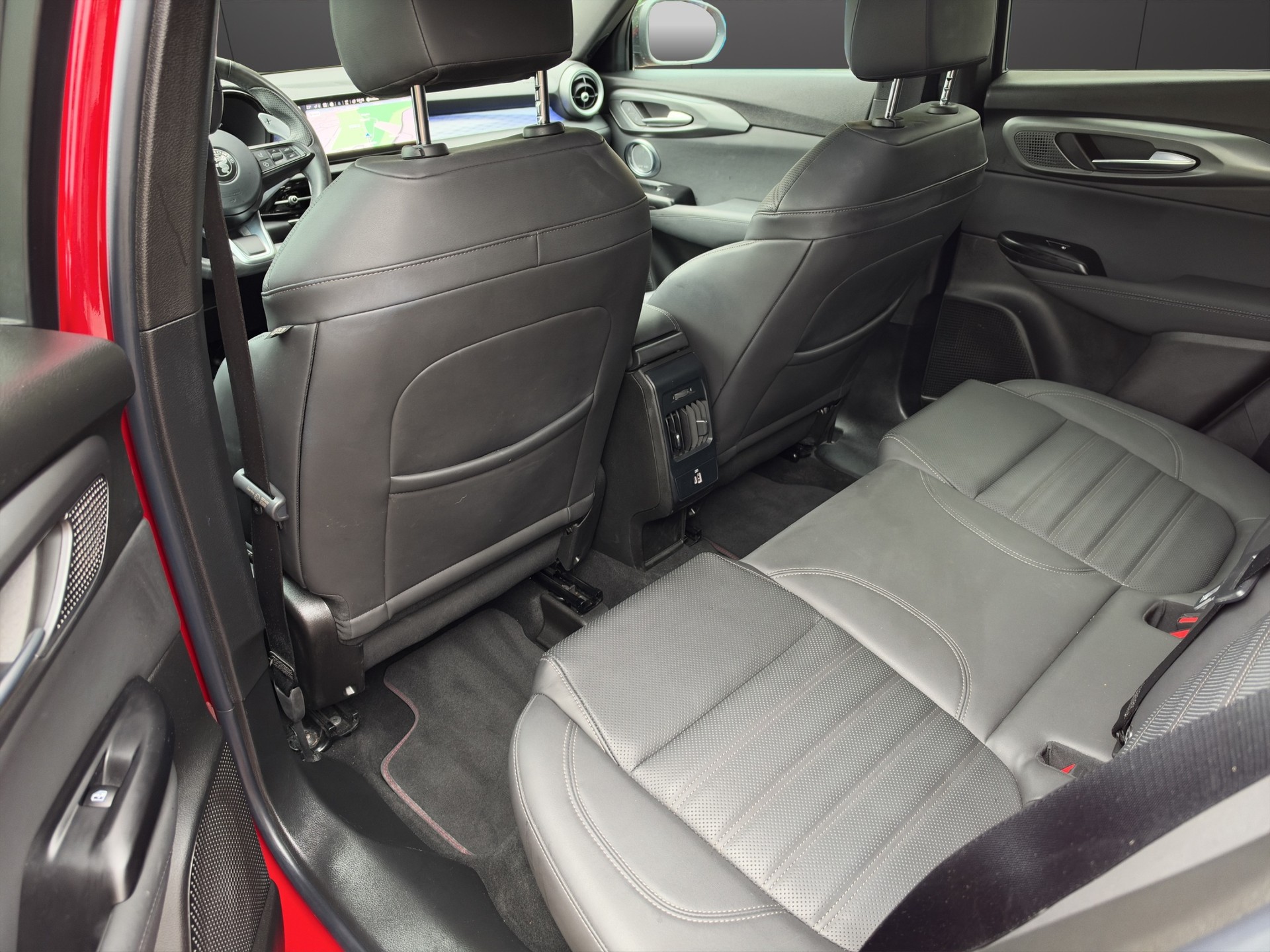 ALFA ROMEO Tonale 1.5 48V Hybrid Speciale-image-15