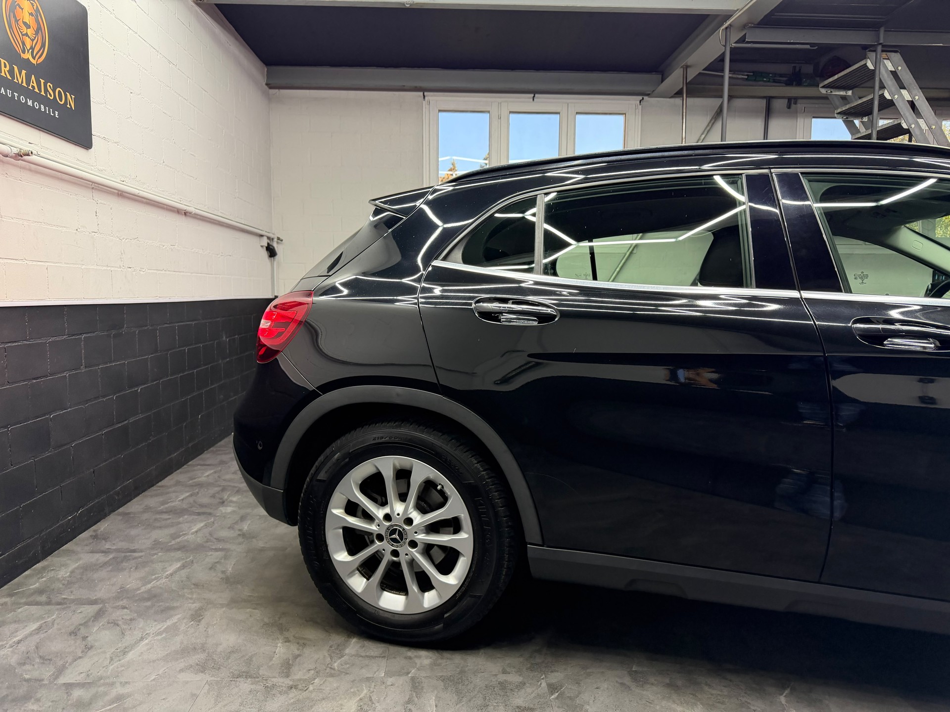 MERCEDES-BENZ GLA 200 | Ab MFK | Anhängerkupplung | Leder | Tempomat | Rückfahrkamera-image-9