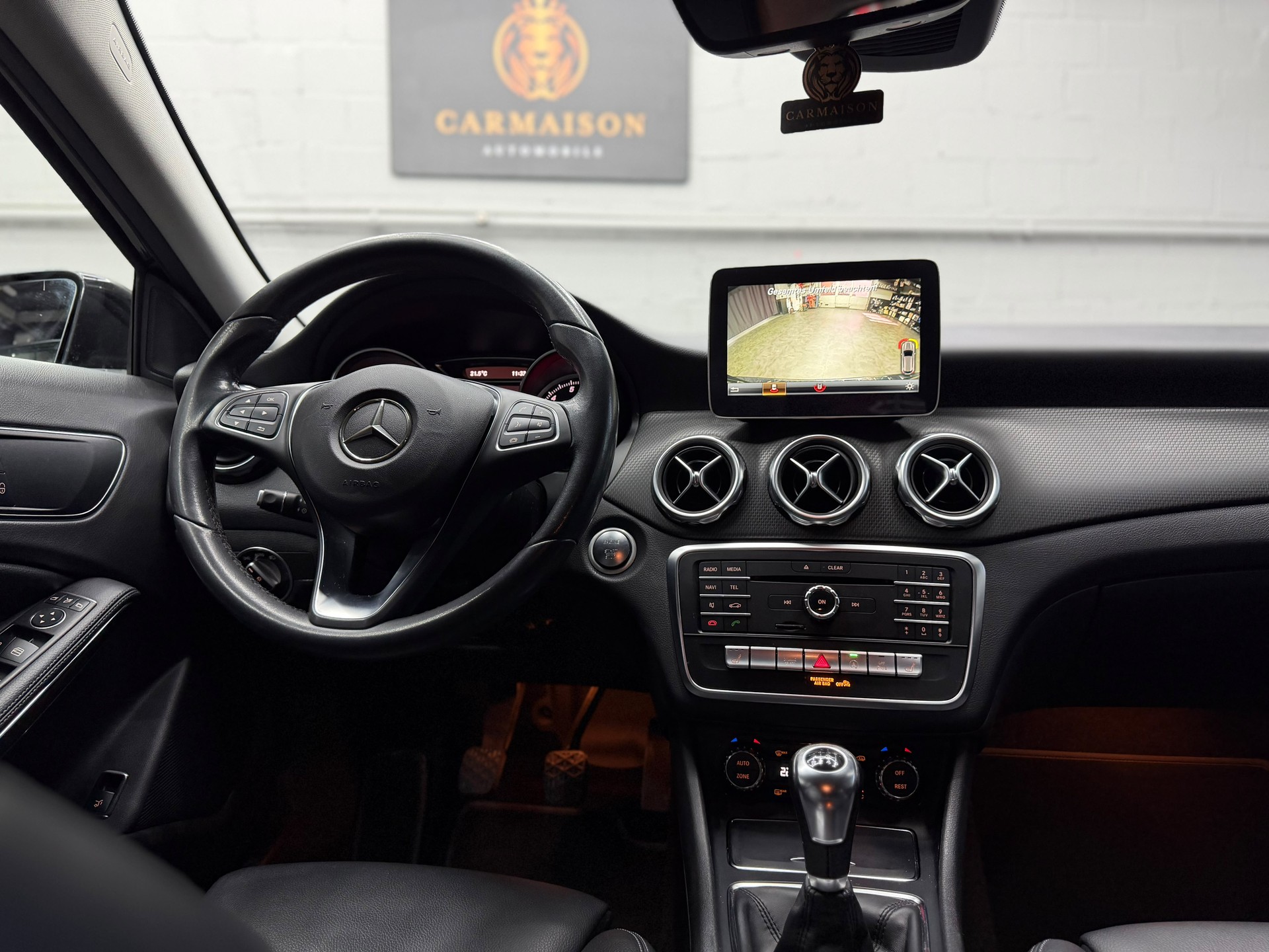 MERCEDES-BENZ GLA 200 | Ab MFK | Anhängerkupplung | Leder | Tempomat | Rückfahrkamera-image-19