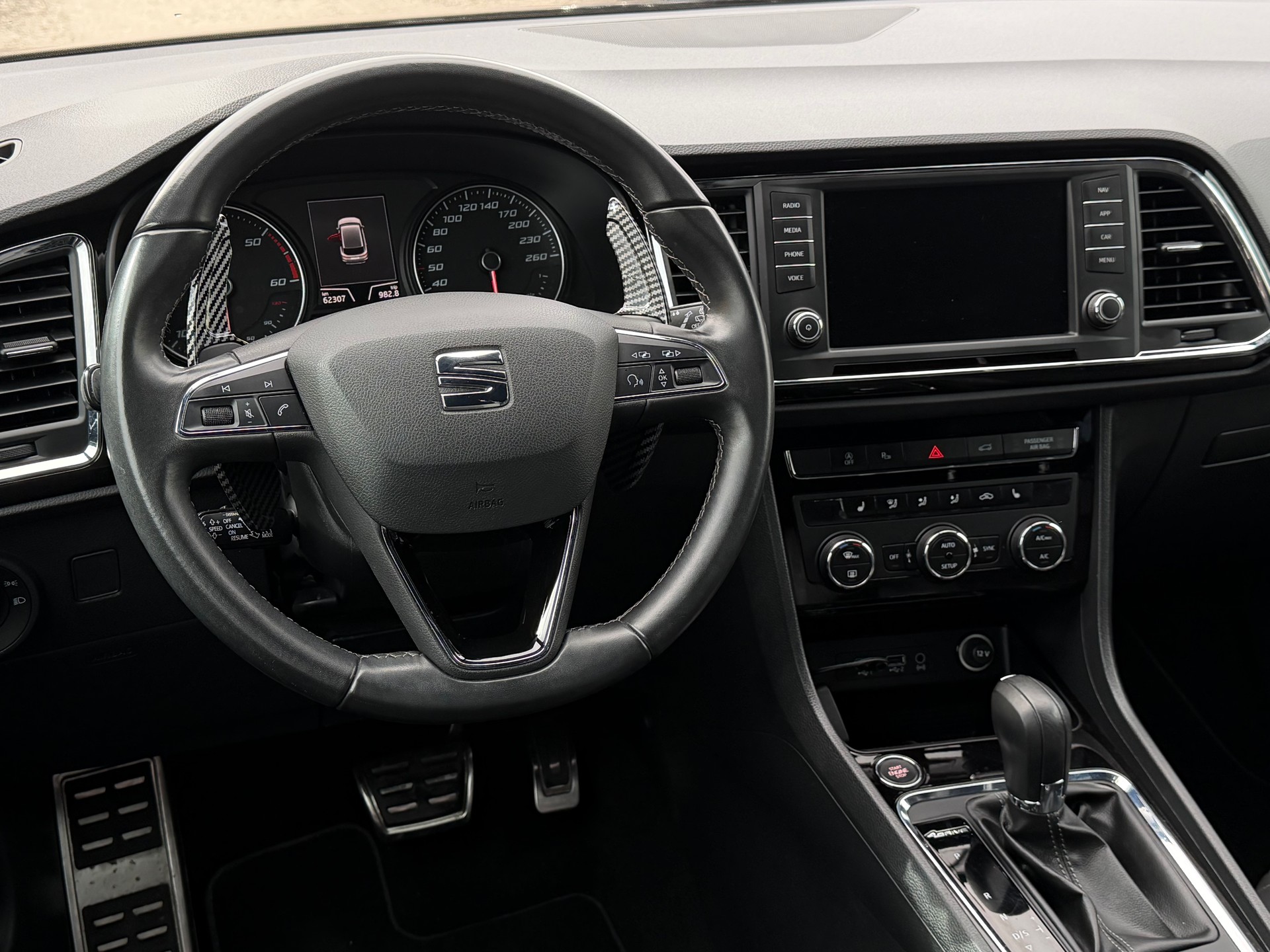 SEAT Ateca 2.0 TDI CR Xcellence 4Drive DSG-image-5