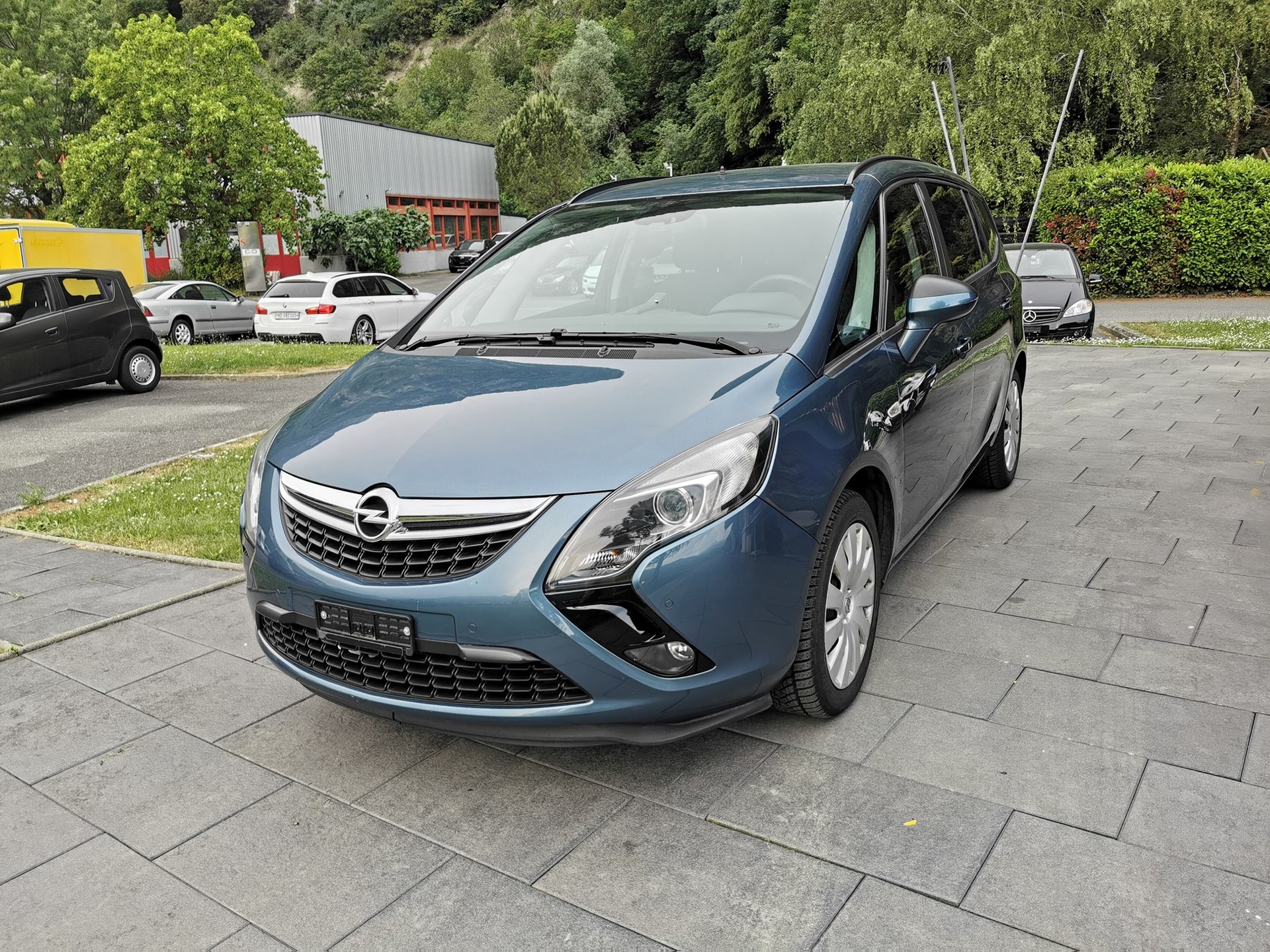 OPEL Zafira Tourer 2.0 CDTi Cosmo Automatic-image-13