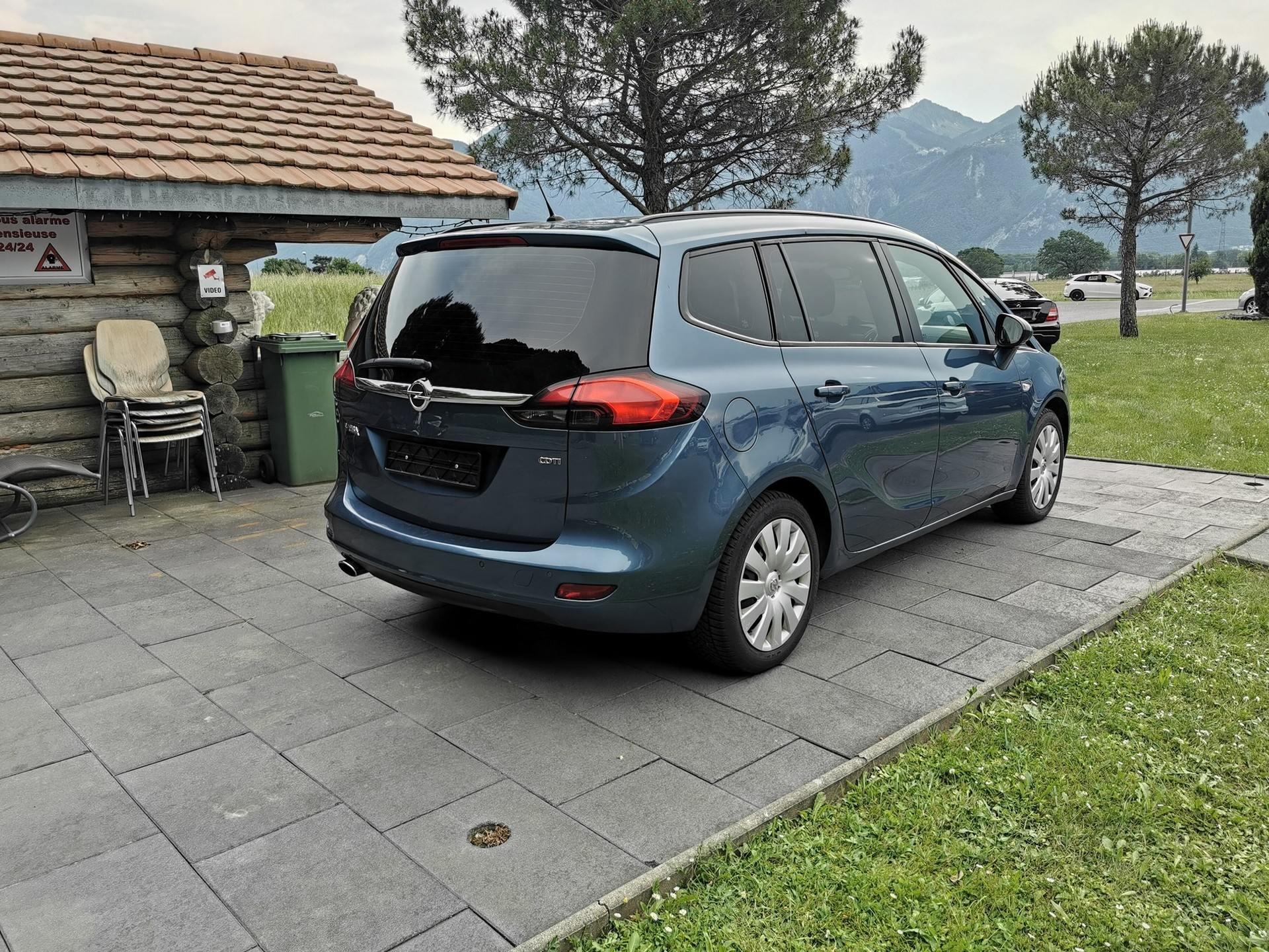 OPEL Zafira Tourer 2.0 CDTi Cosmo Automatic-image-1