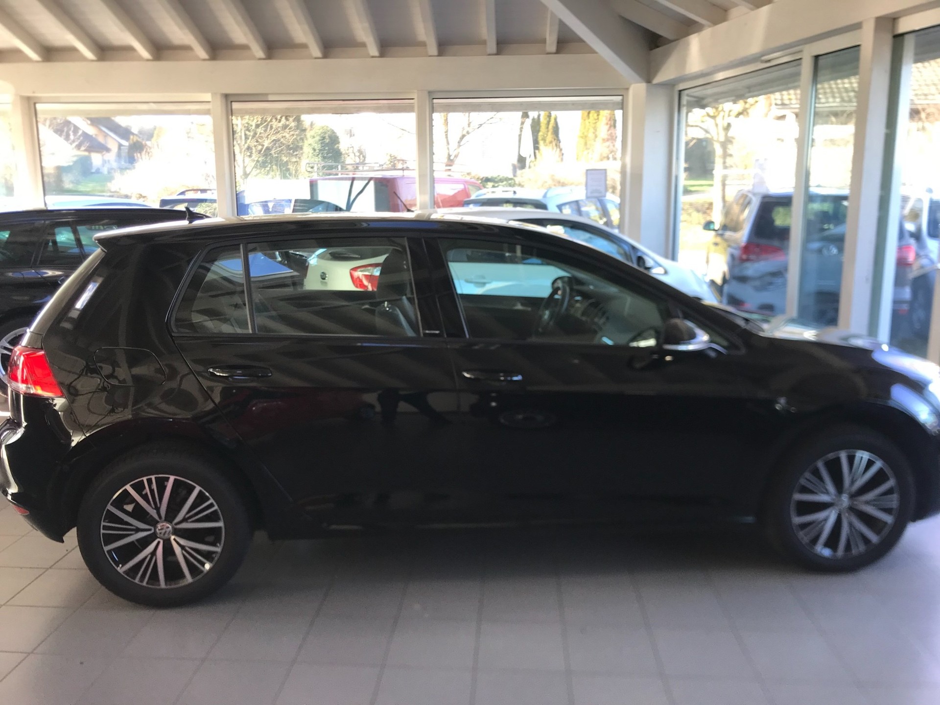 VW Golf 1.2 TSI Allstar DSG-image-5