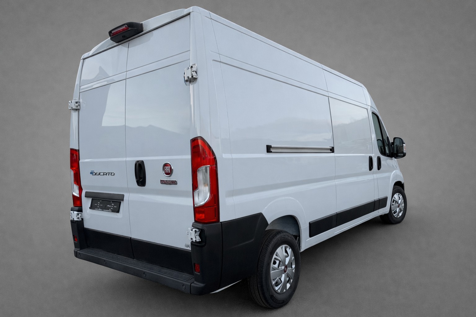 FIAT E-Ducato 35 47kWh L3H2-image-2