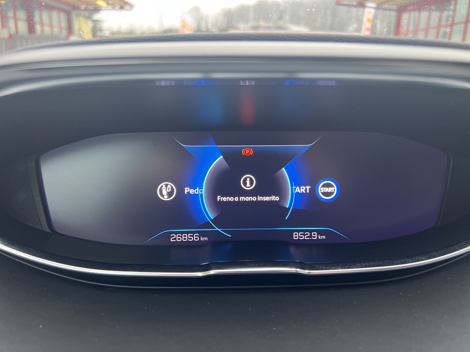 PEUGEOT 5008 1.5 BlueHDi Active Pack EAT8-image-21