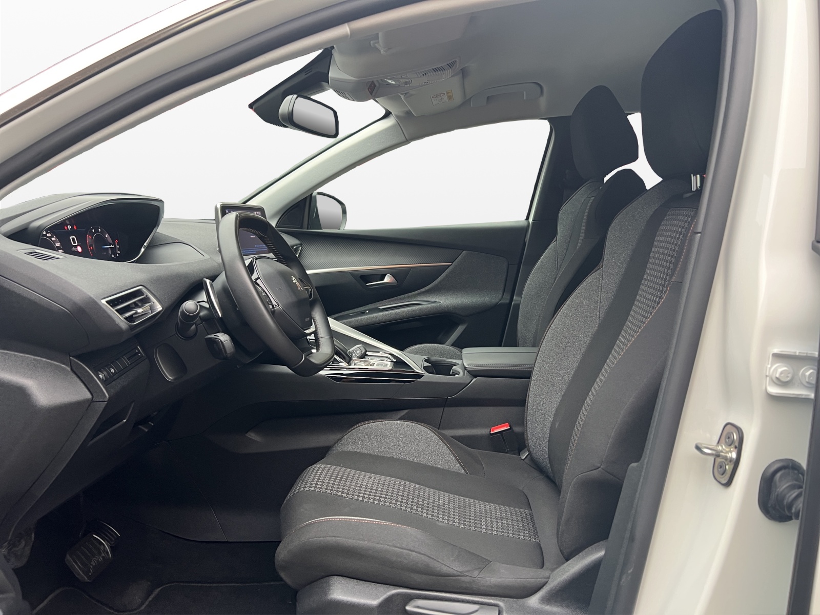 PEUGEOT 5008 1.5 BlueHDi Active Pack EAT8-image-8