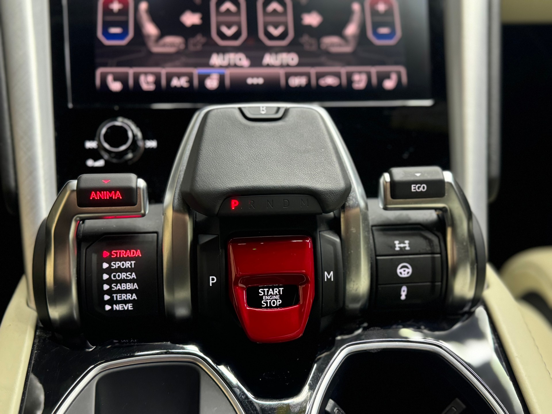 LAMBORGHINI Urus E-Gear-image-12