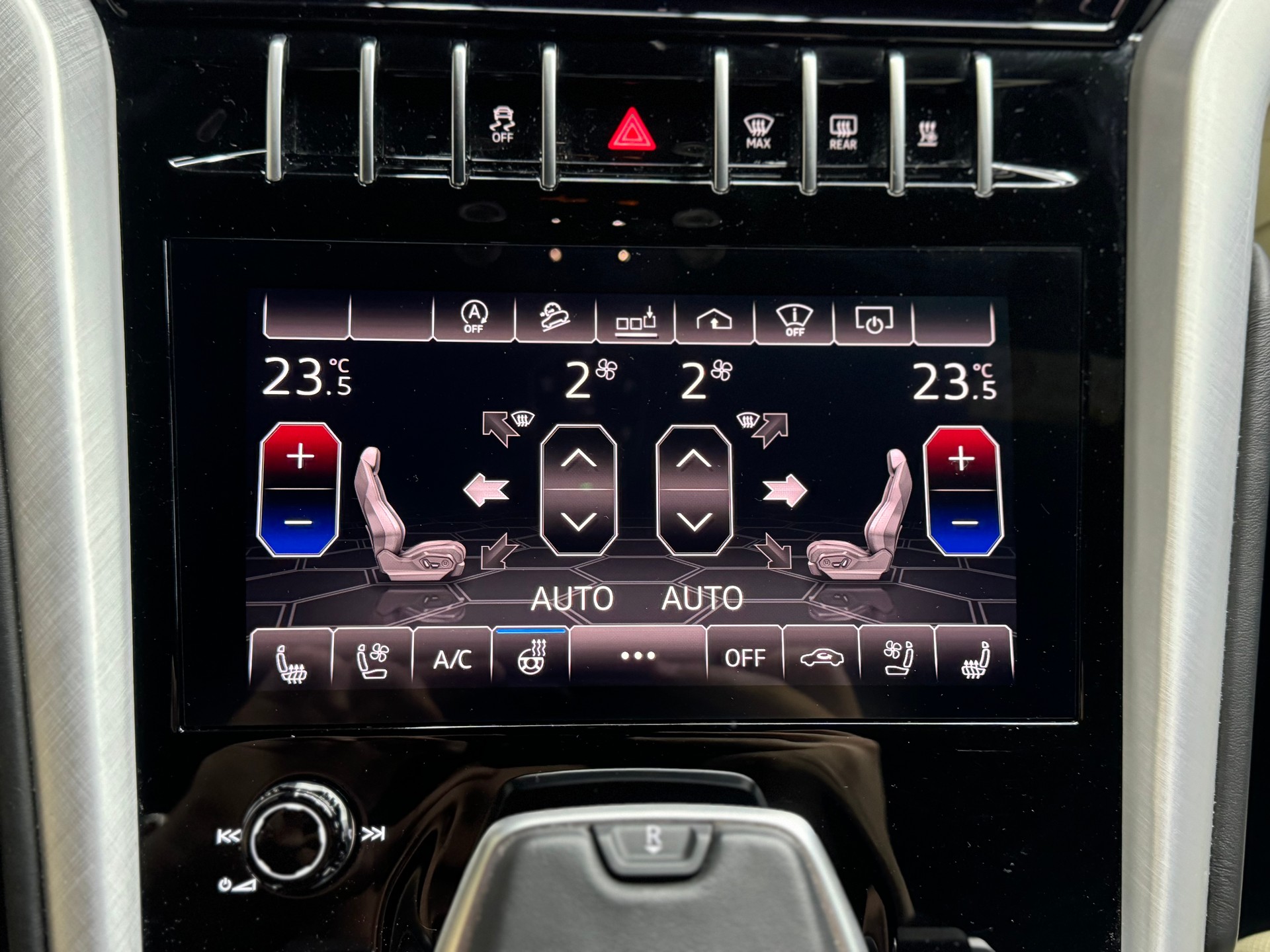 LAMBORGHINI Urus E-Gear-image-11