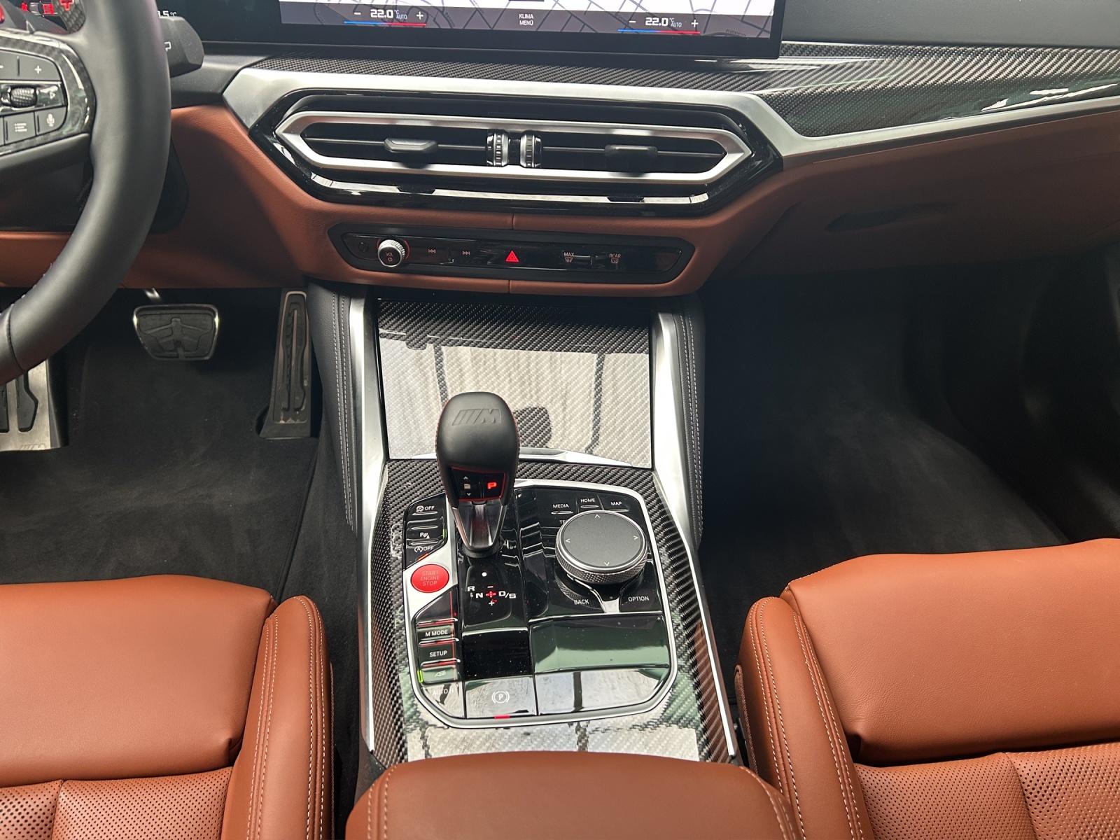 BMW M3 Competition xDrive Touring-image-8
