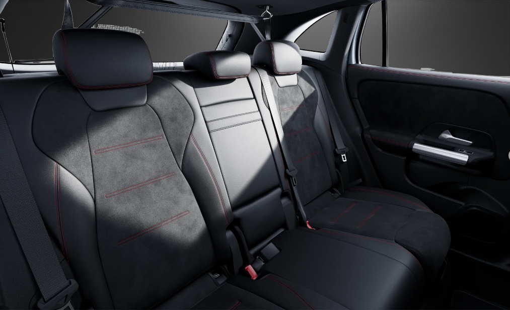 MERCEDES-BENZ GLA 200 7G-DCT-image-6