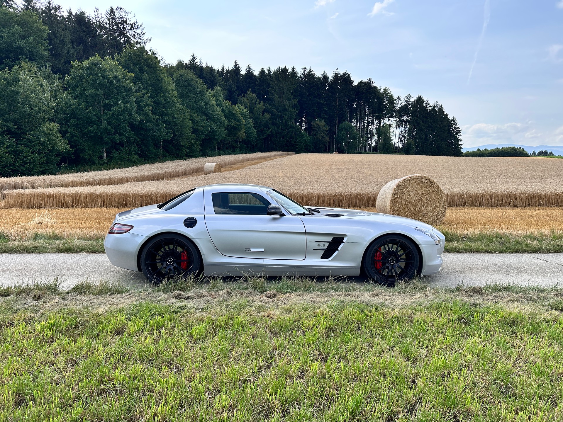 MERCEDES-BENZ SLS 63 AMG Speedshift-image-8