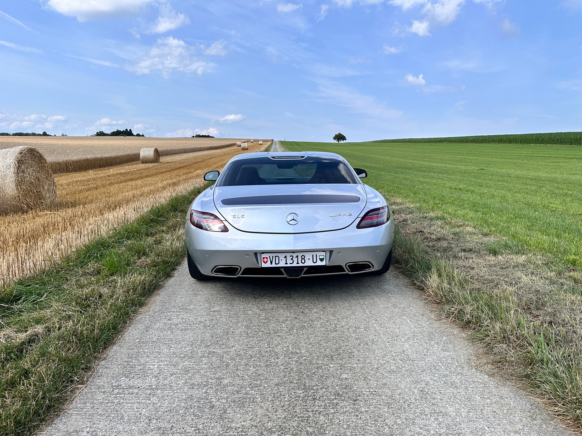 MERCEDES-BENZ SLS 63 AMG Speedshift-image-6