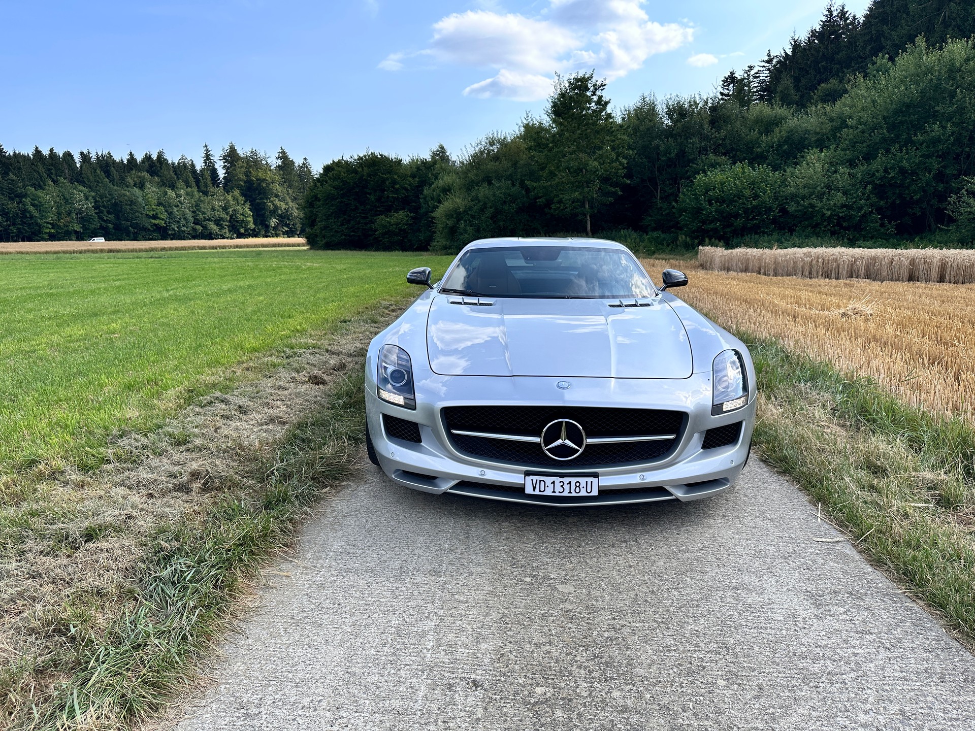 MERCEDES-BENZ SLS 63 AMG Speedshift-image-2