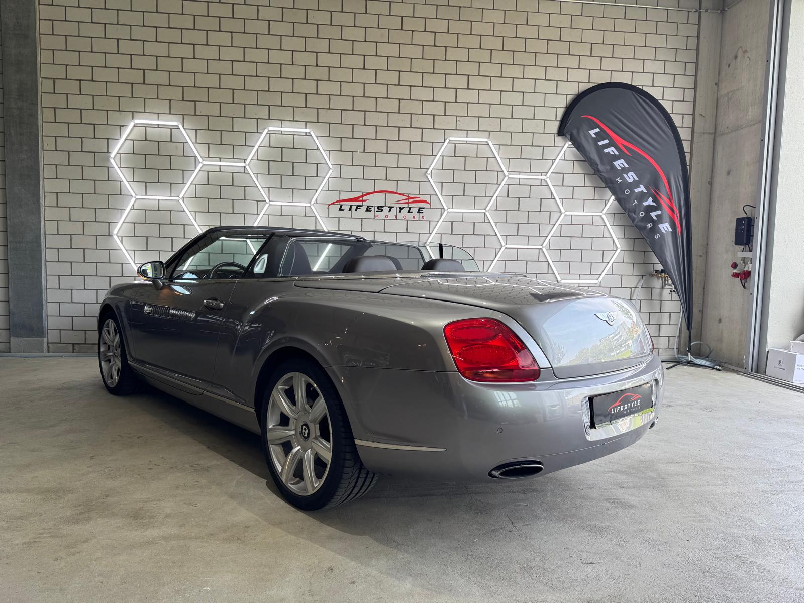 BENTLEY Continental GTC 6.0-image-3