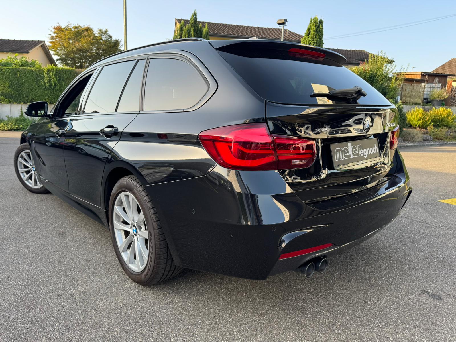 BMW 320d xDrive Touring Edition M Sport Steptronic-image-5