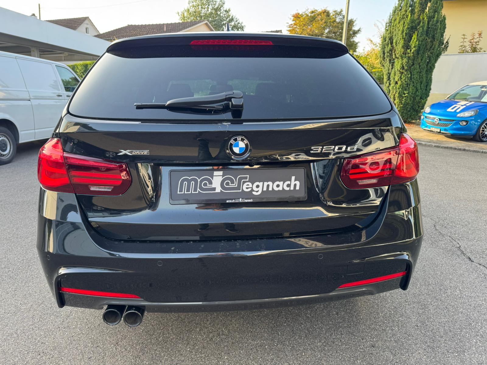 BMW 320d xDrive Touring Edition M Sport Steptronic-image-7