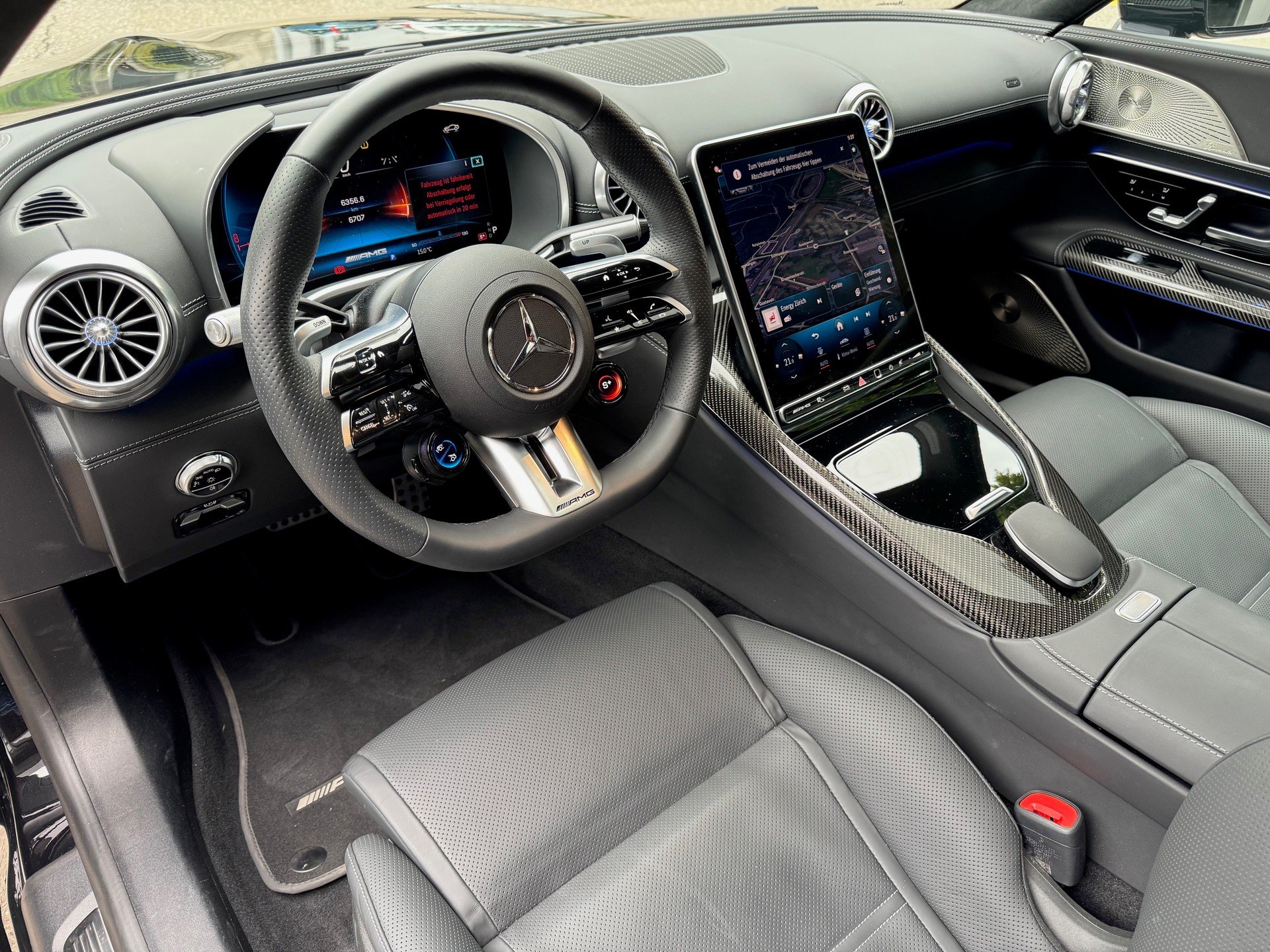 MERCEDES-BENZ AMG GT 63 4Matic+ Executive Edition-image-7