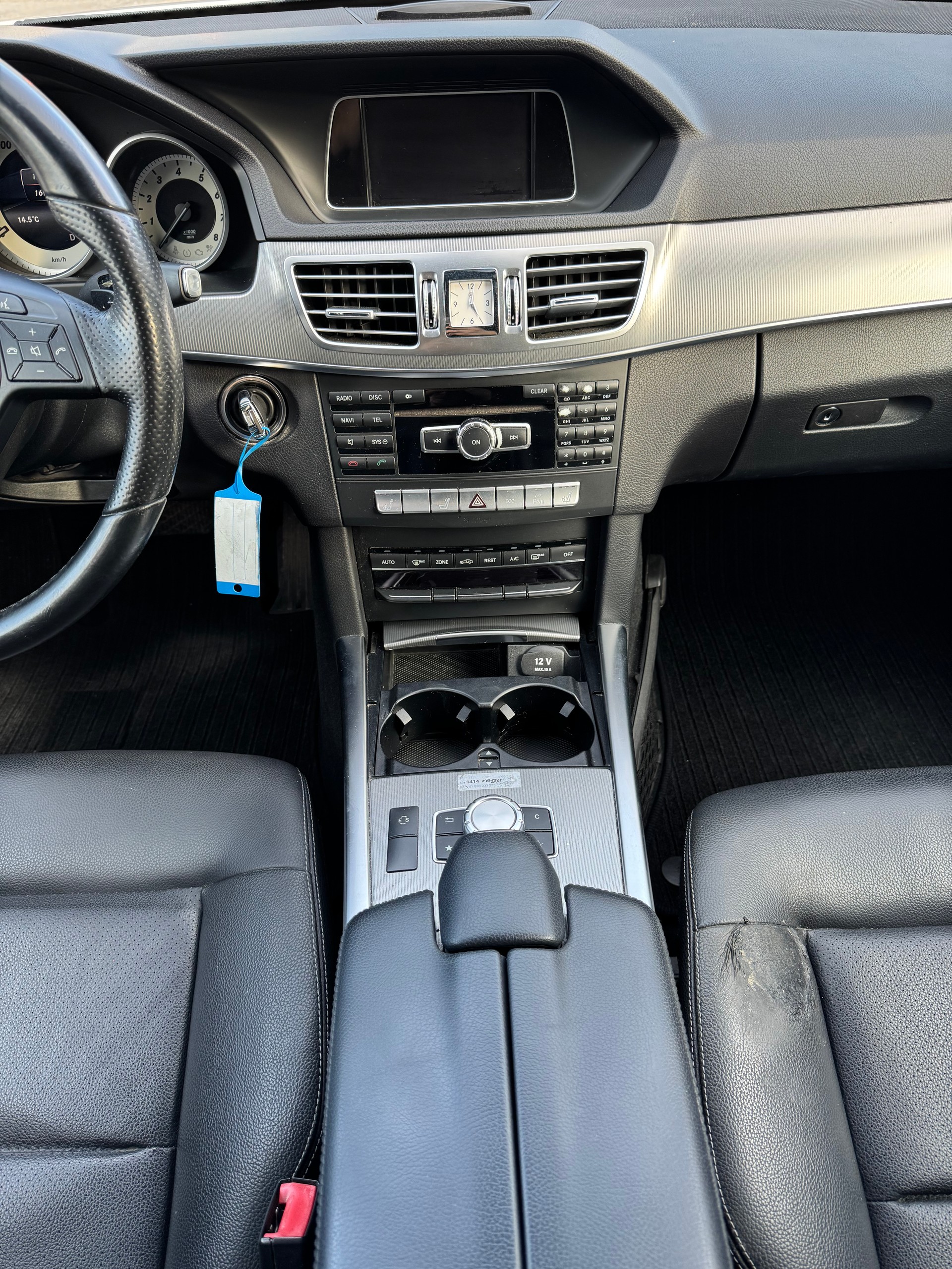 MERCEDES-BENZ E 200 7G-Tronic-image-14
