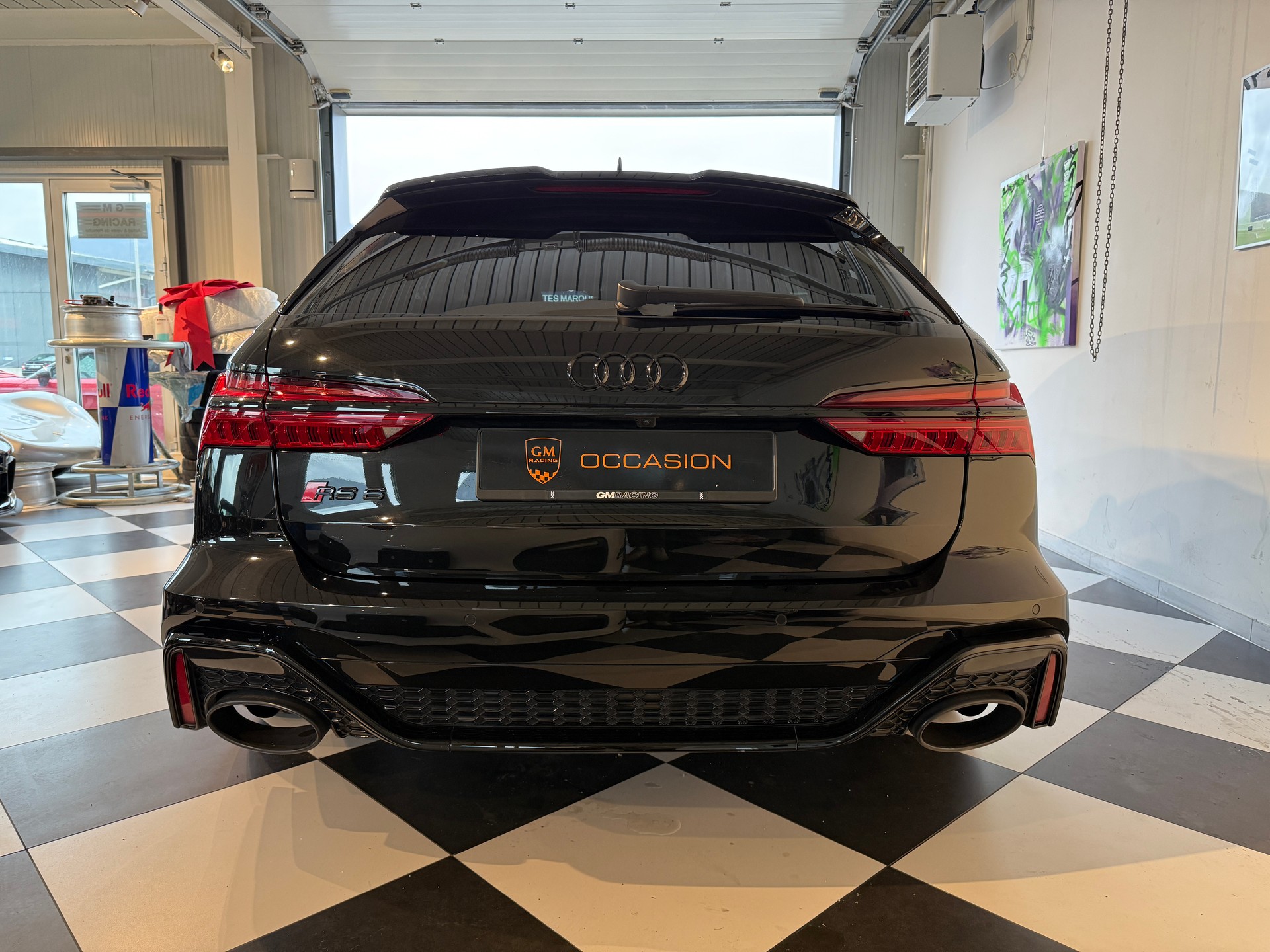 AUDI RS6 Avant 4.0 TFSI V8 quattro-image-4