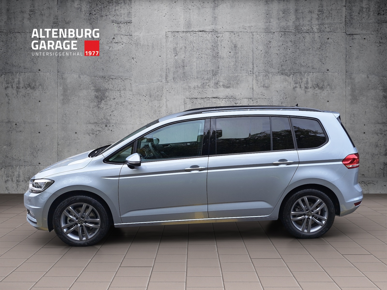 VW Touran 1.5 TSI Comfortline DSG-image-1