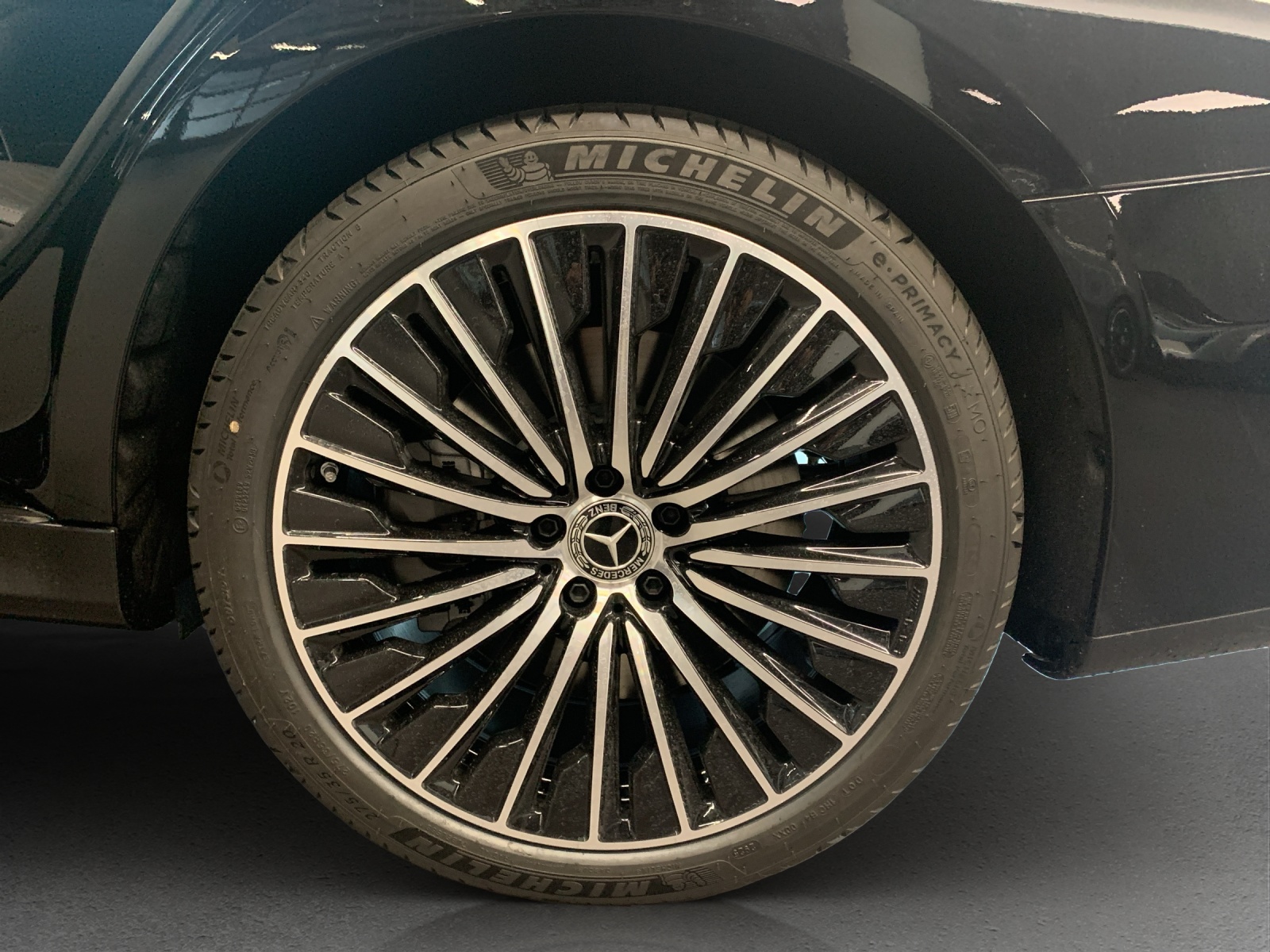 MERCEDES-BENZ E 400e 4MATIC Berline EQ Hybrid-image-12