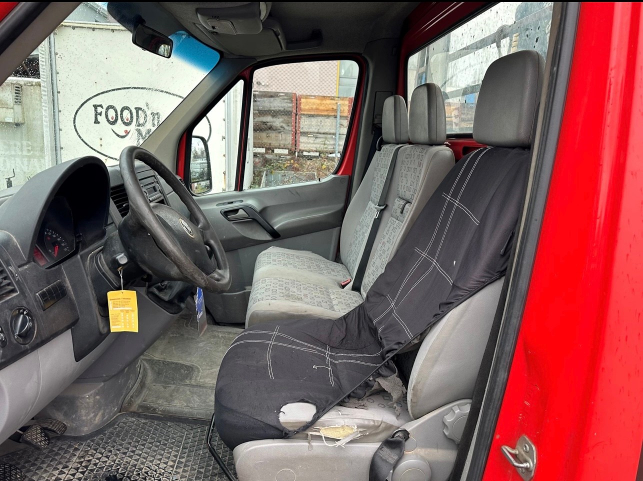 VW Crafter 35 2.5 TDI 136 PS-image-7