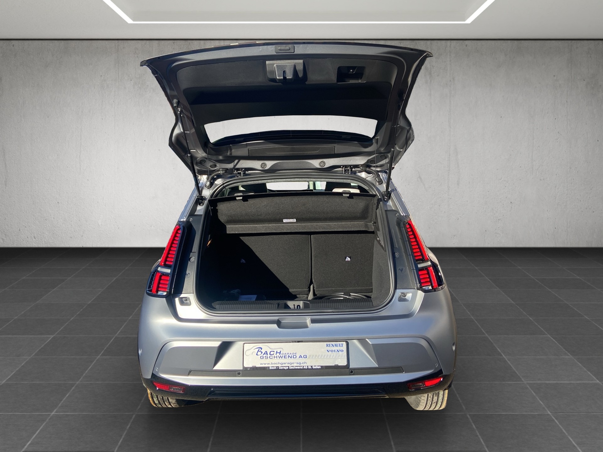 RENAULT R5 E-Tech Comfort Range 52 kWh Roland Garros-image-13