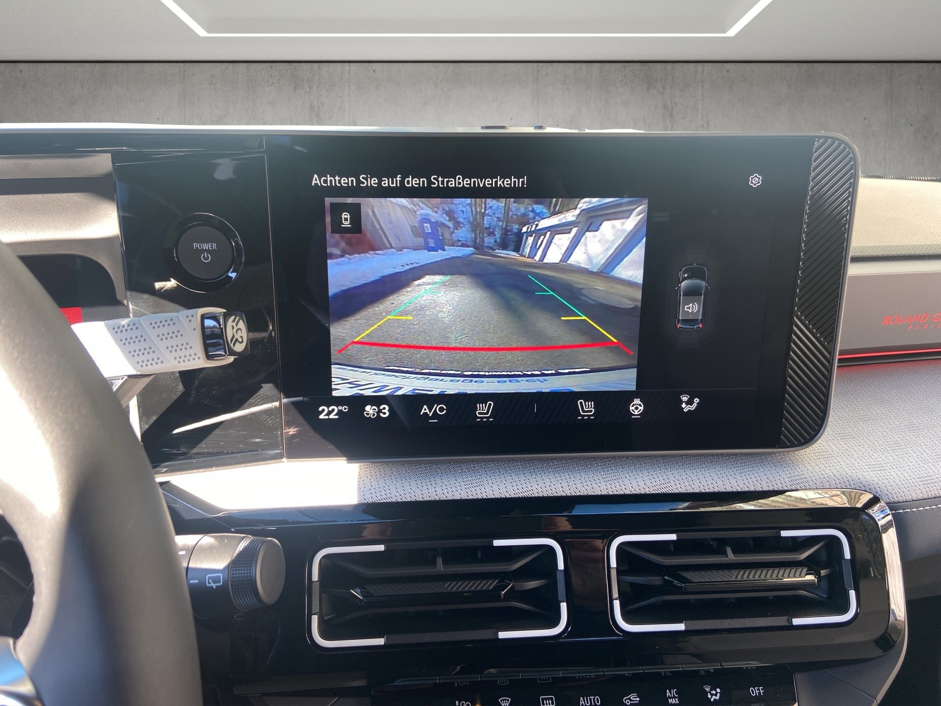 RENAULT R5 E-Tech Comfort Range 52 kWh Roland Garros-image-9