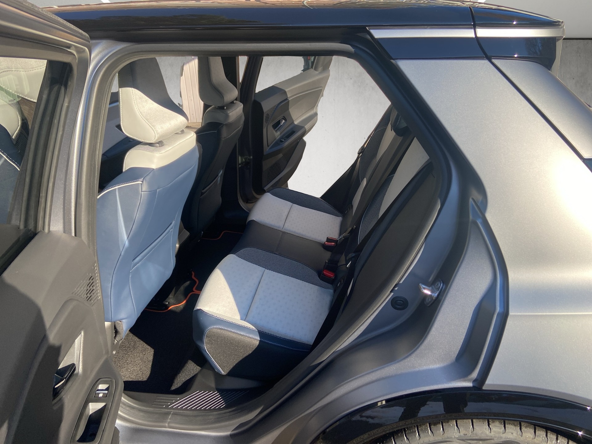 RENAULT R5 E-Tech Comfort Range 52 kWh Roland Garros-image-7