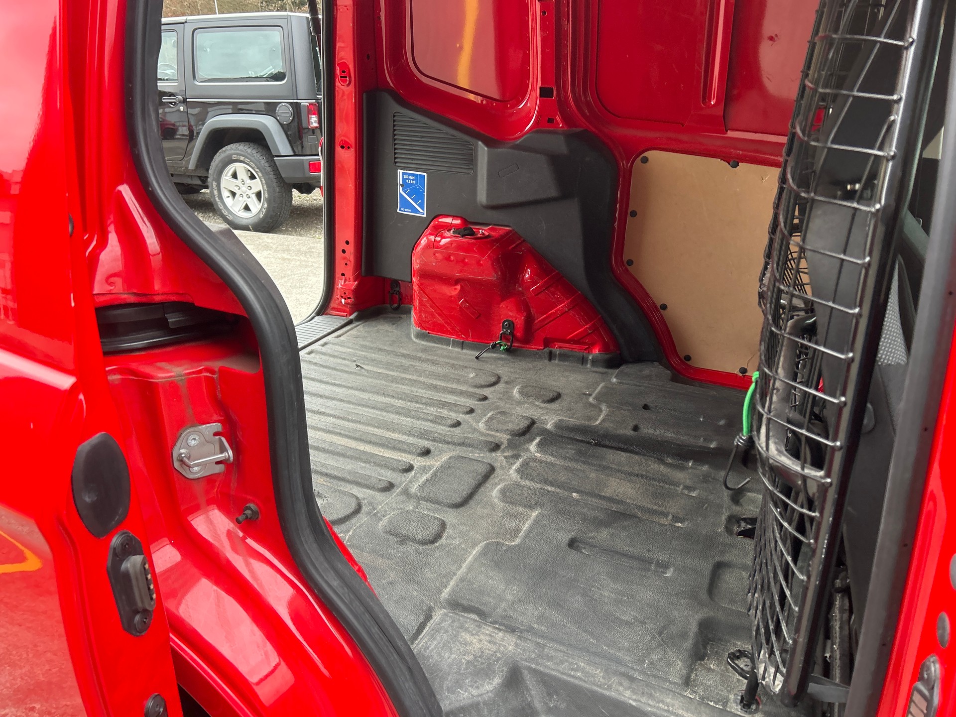 FORD Transit Courier Van 1.0 EcoBoost Basis-image-9