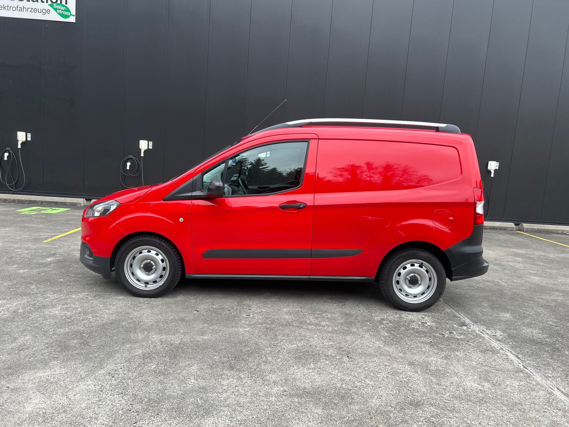 FORD Transit Courier Van 1.0 EcoBoost Basis-image-1