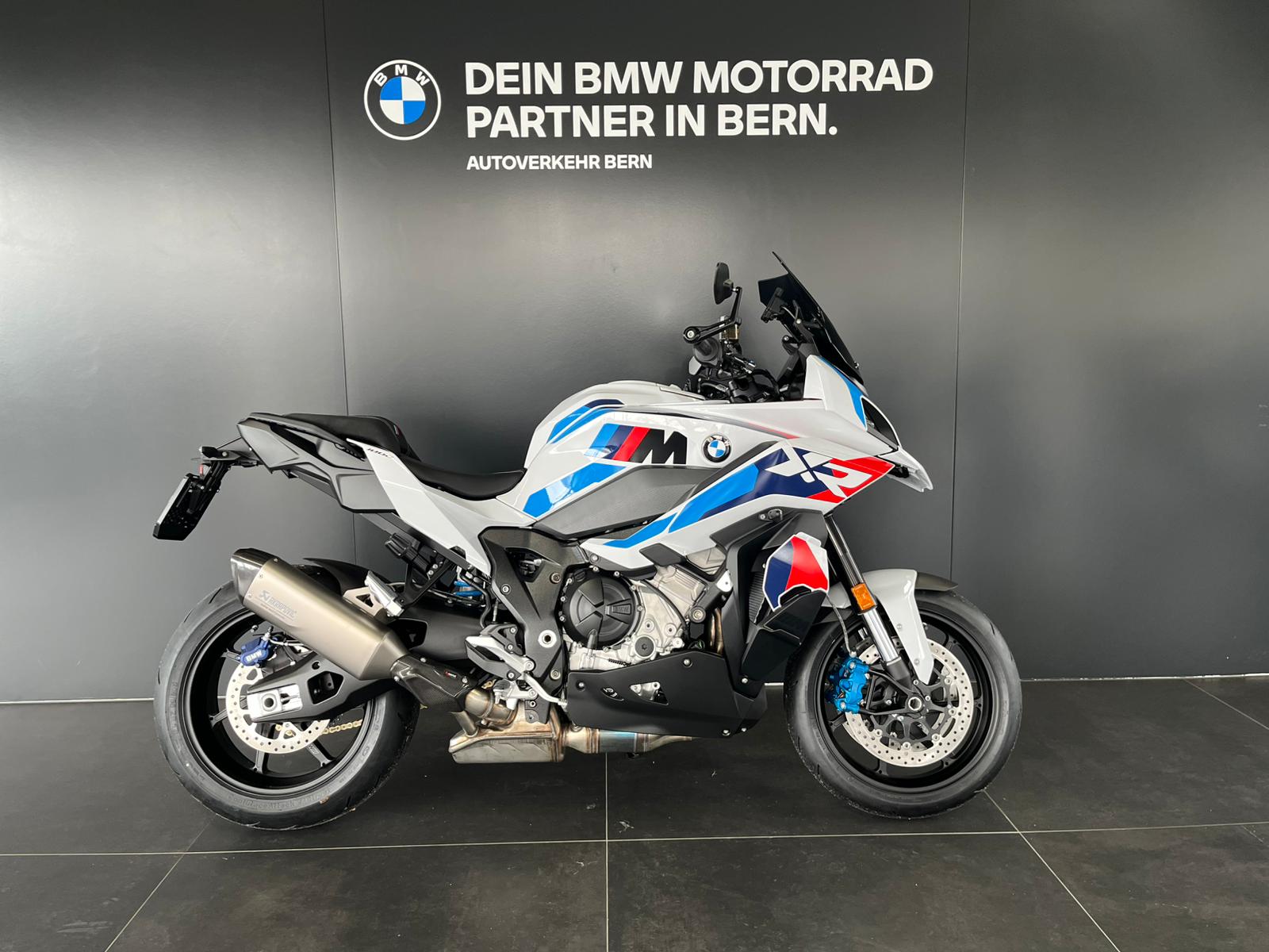 BMW M 1000 XR