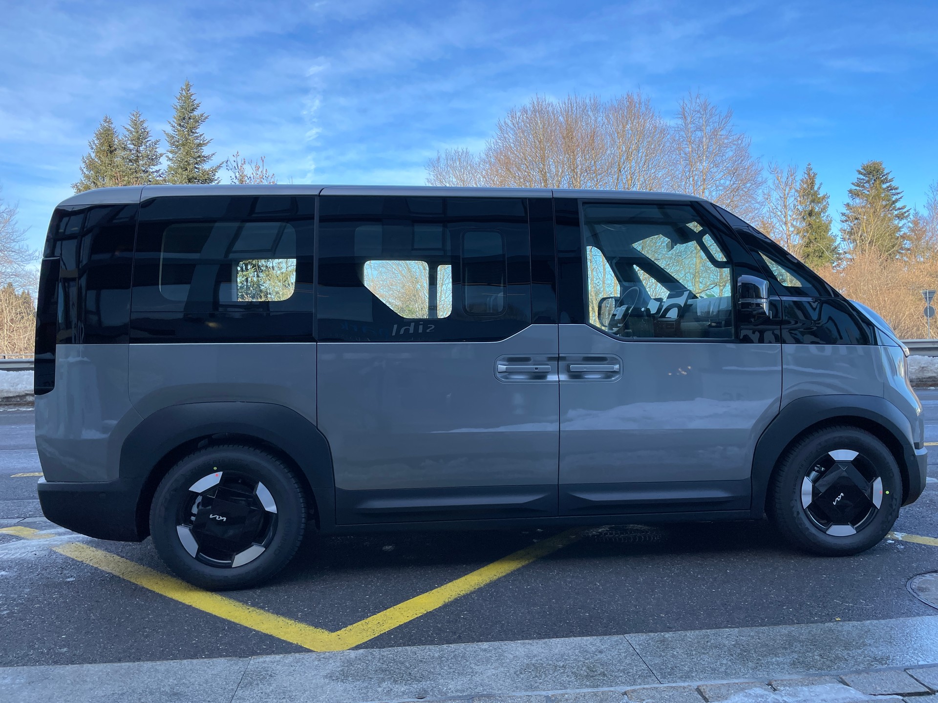 KIA PV5 71.2 kWh Elite mit Wärmepumpe, VOLLAUSSTATTUNG-showroom-element-3