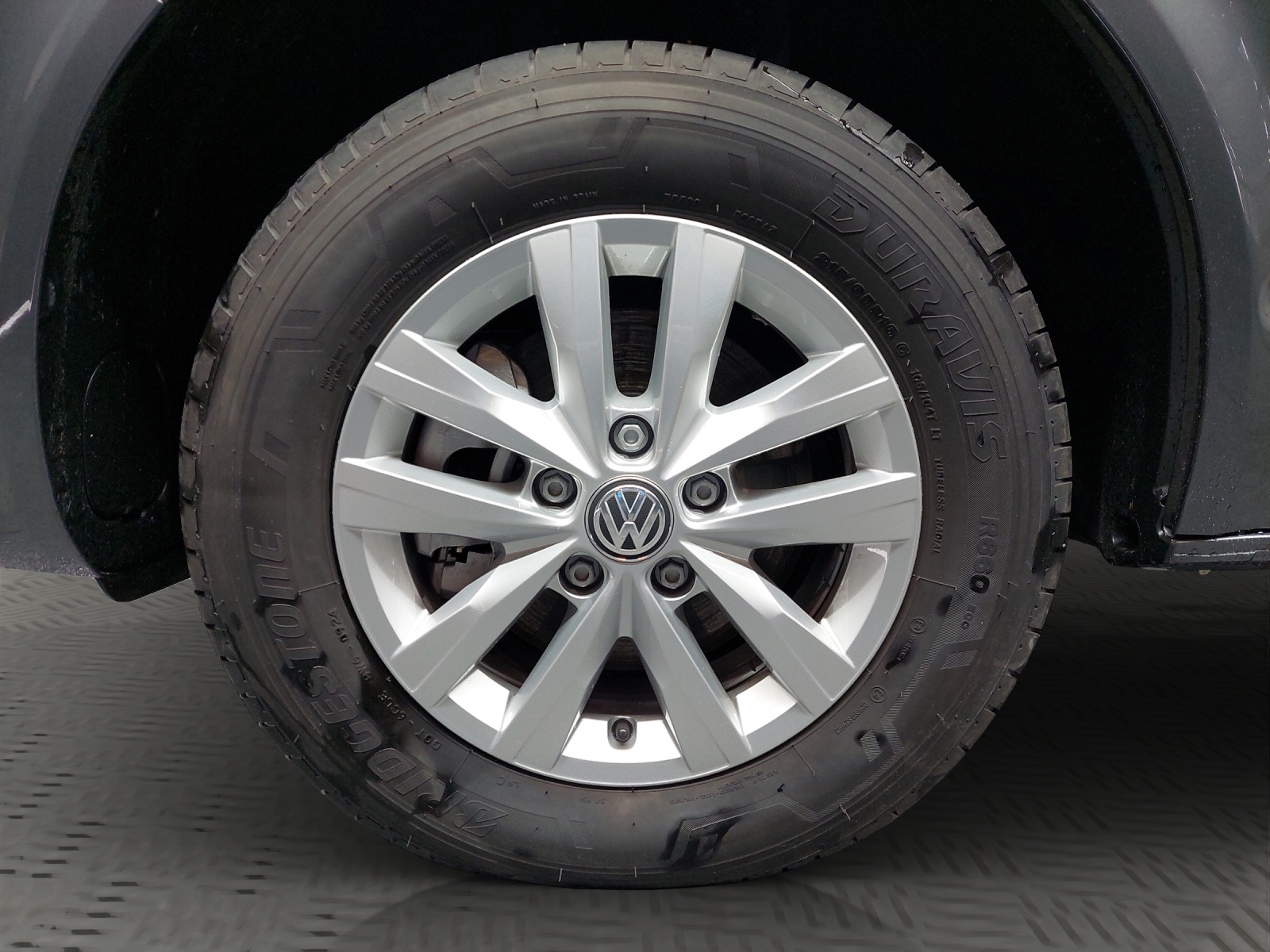 VW T6.1 2.0 TDI DSG-image-13