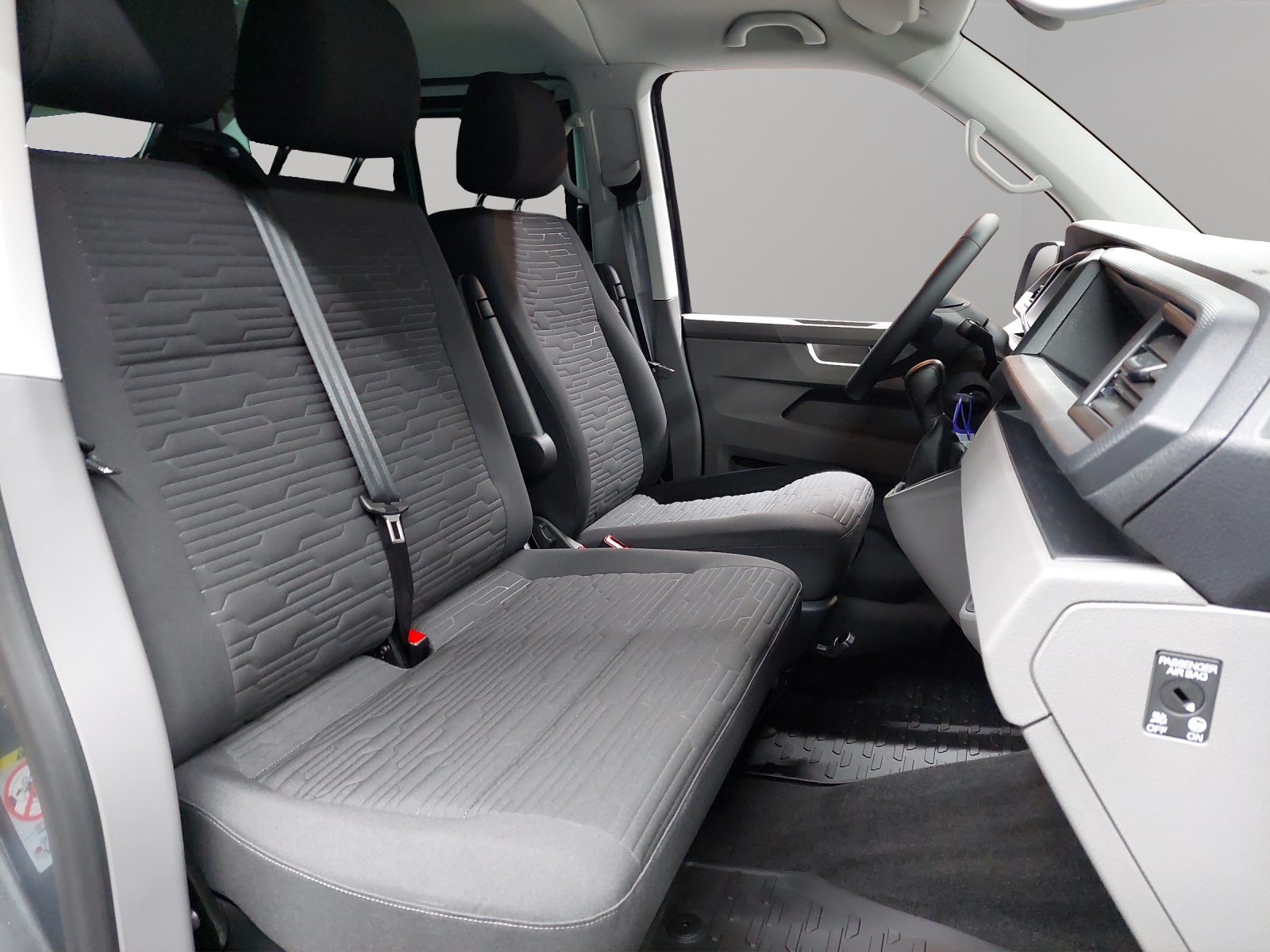VW T6.1 2.0 TDI DSG-image-9