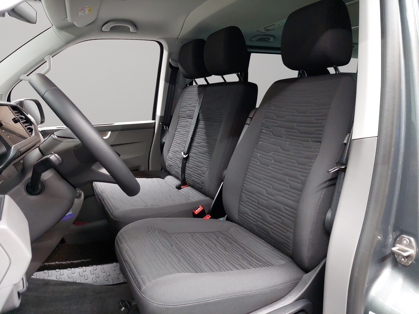 VW T6.1 2.0 TDI DSG-image-5