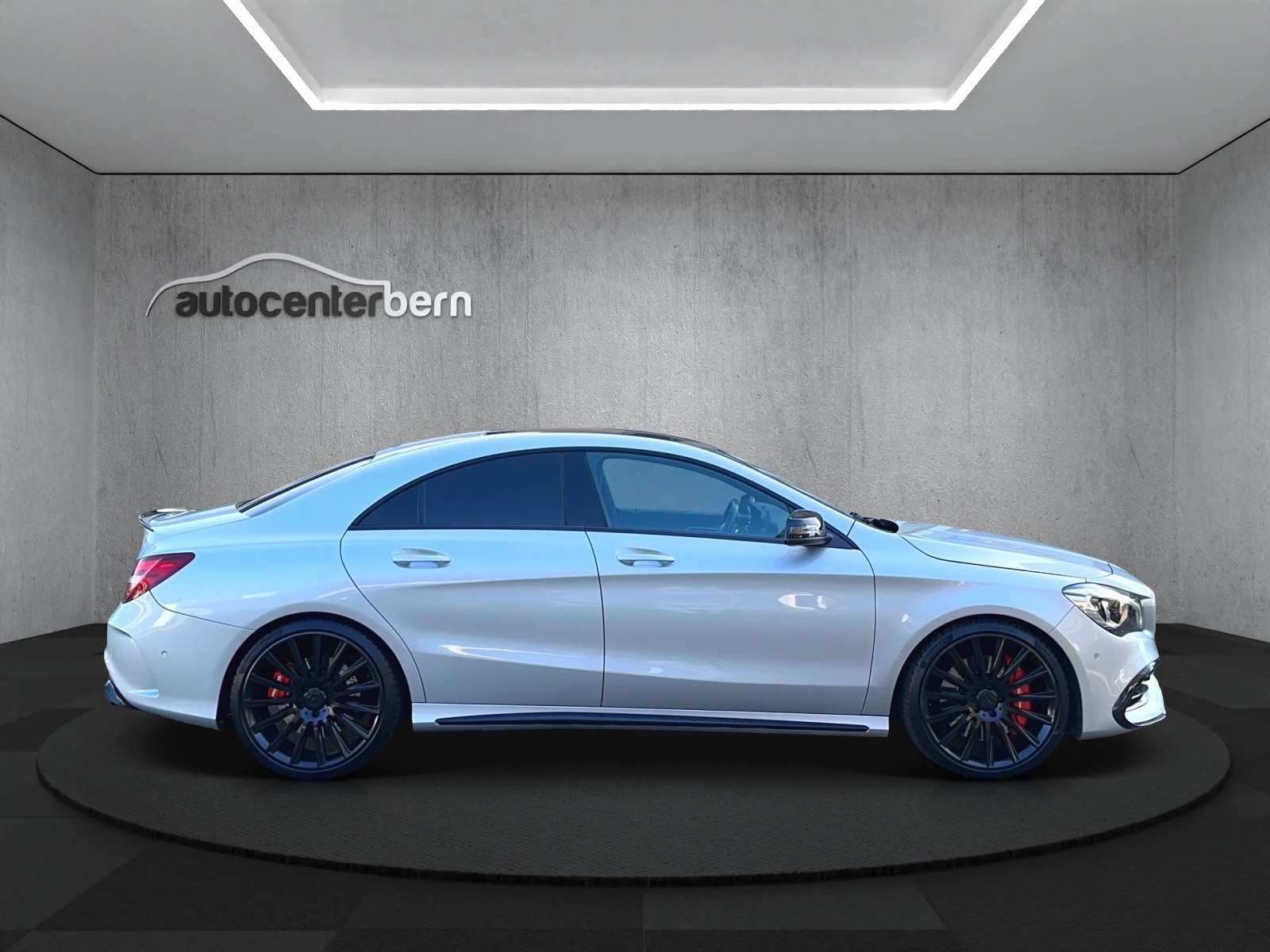 MERCEDES-BENZ CLA 45 AMG 4Matic Speedshift-image-7