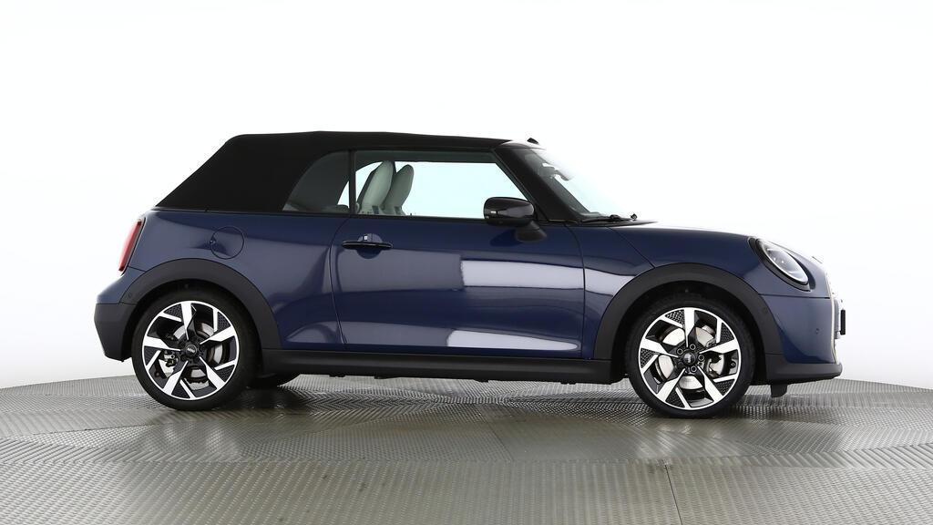 MINI Cooper S Cabrio-image-2